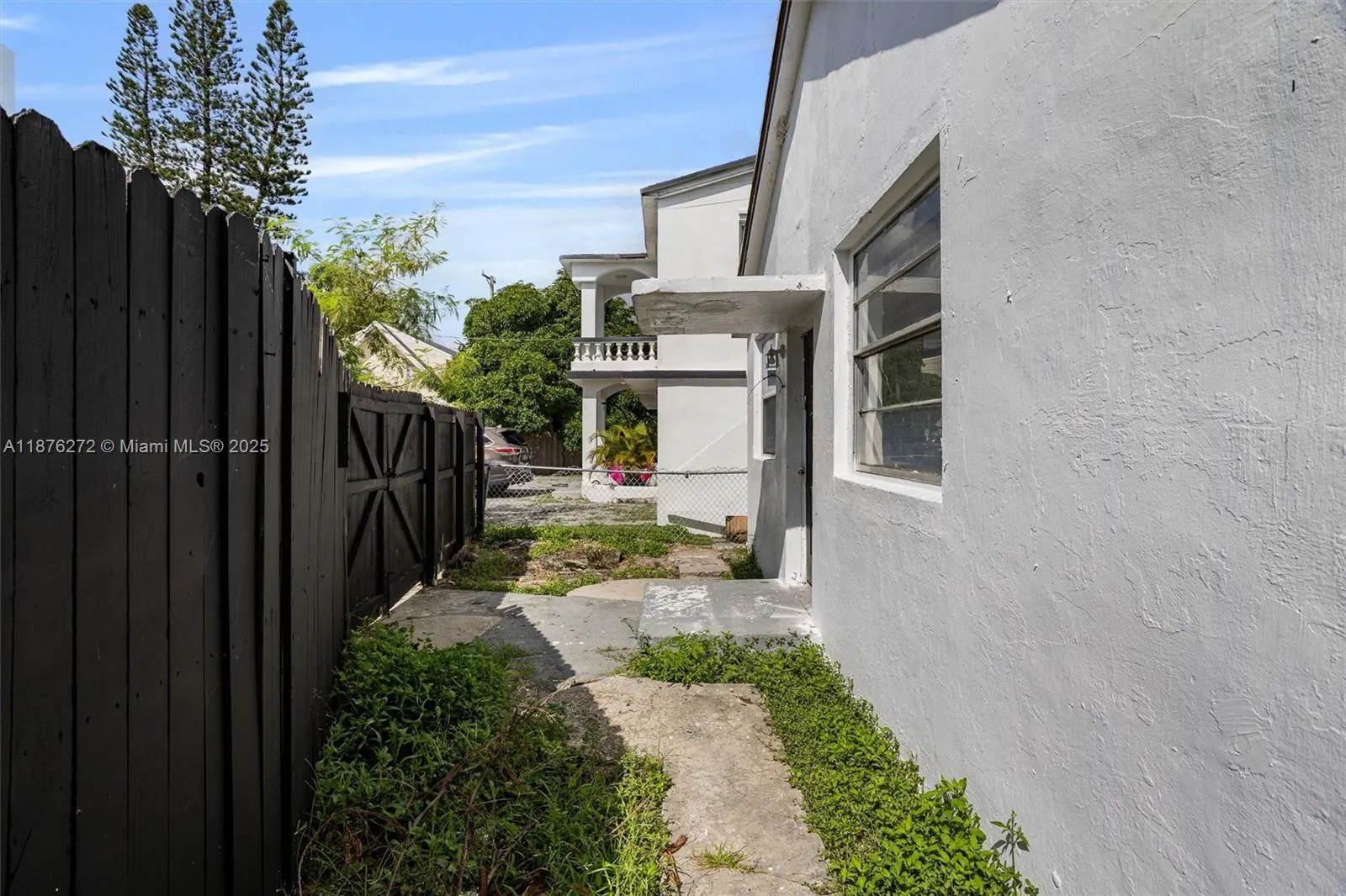1601 NW 50th St
