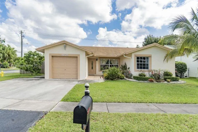 9604 NW 49th St, #.