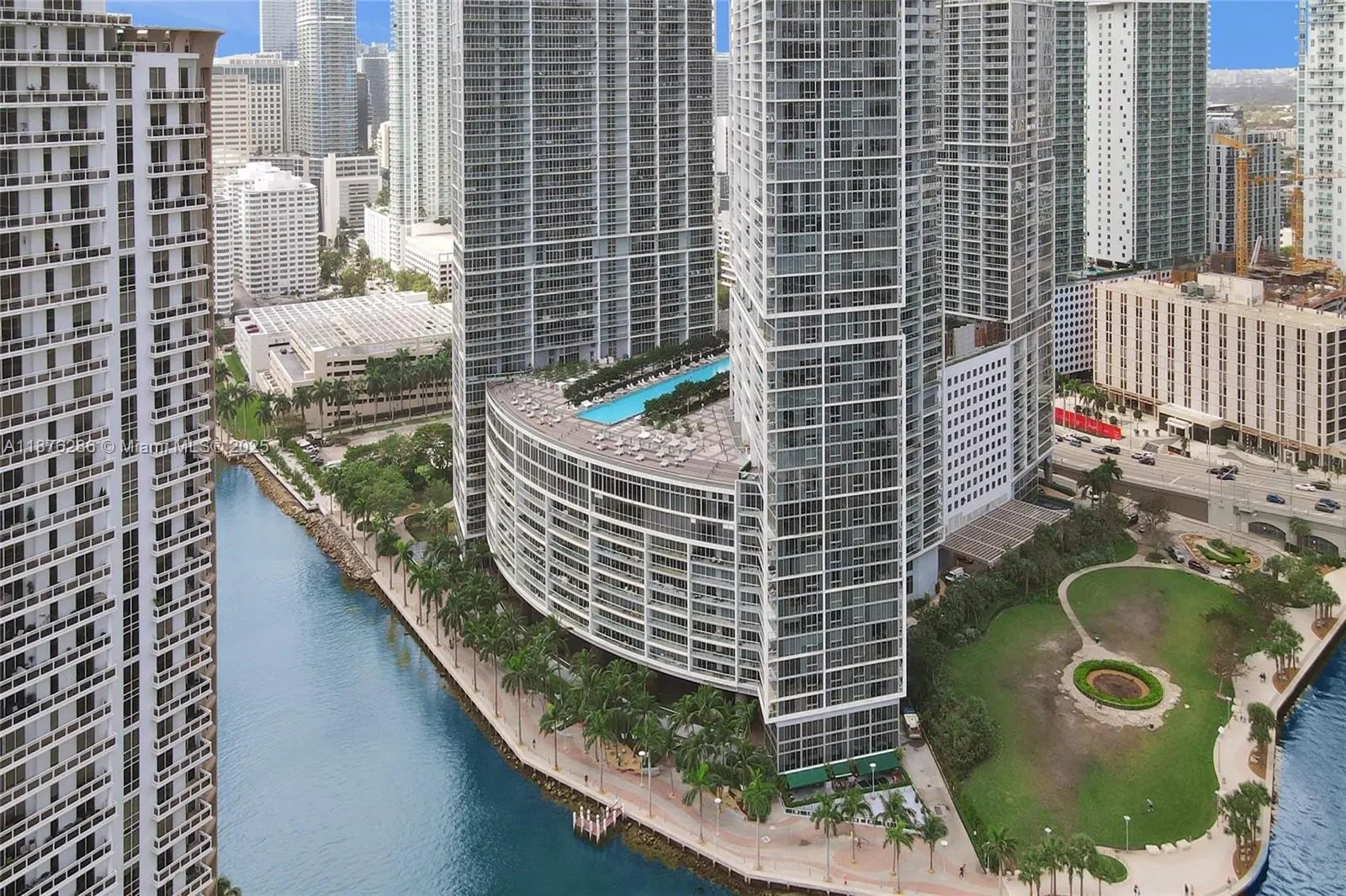 485 Brickell Ave, #2009