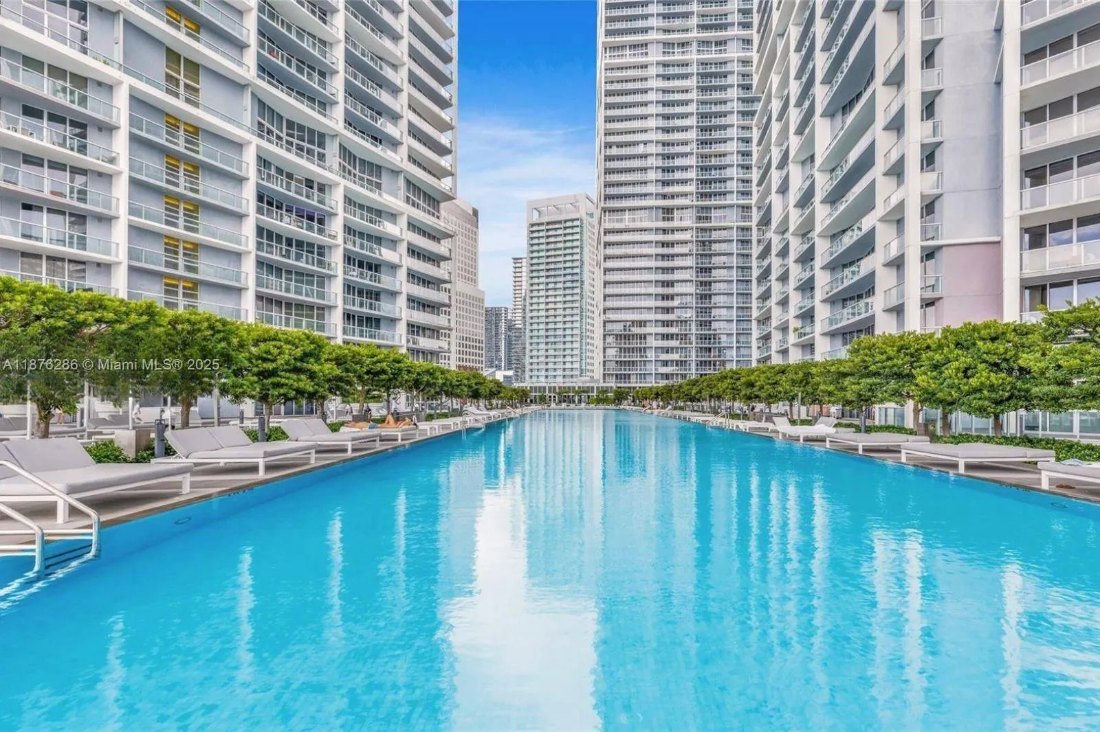 485 Brickell Ave, #2009