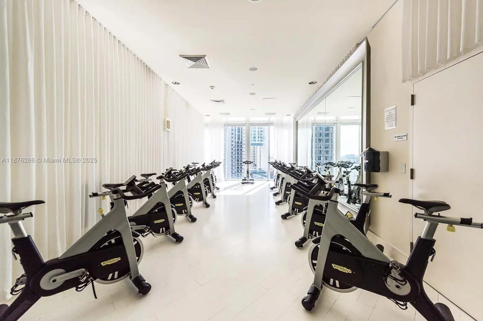 485 Brickell Ave, #2009