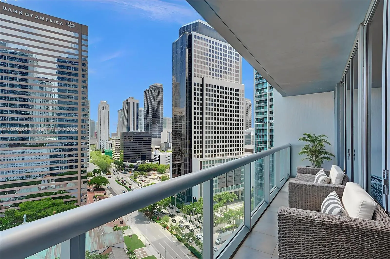 485 Brickell Ave, #2009