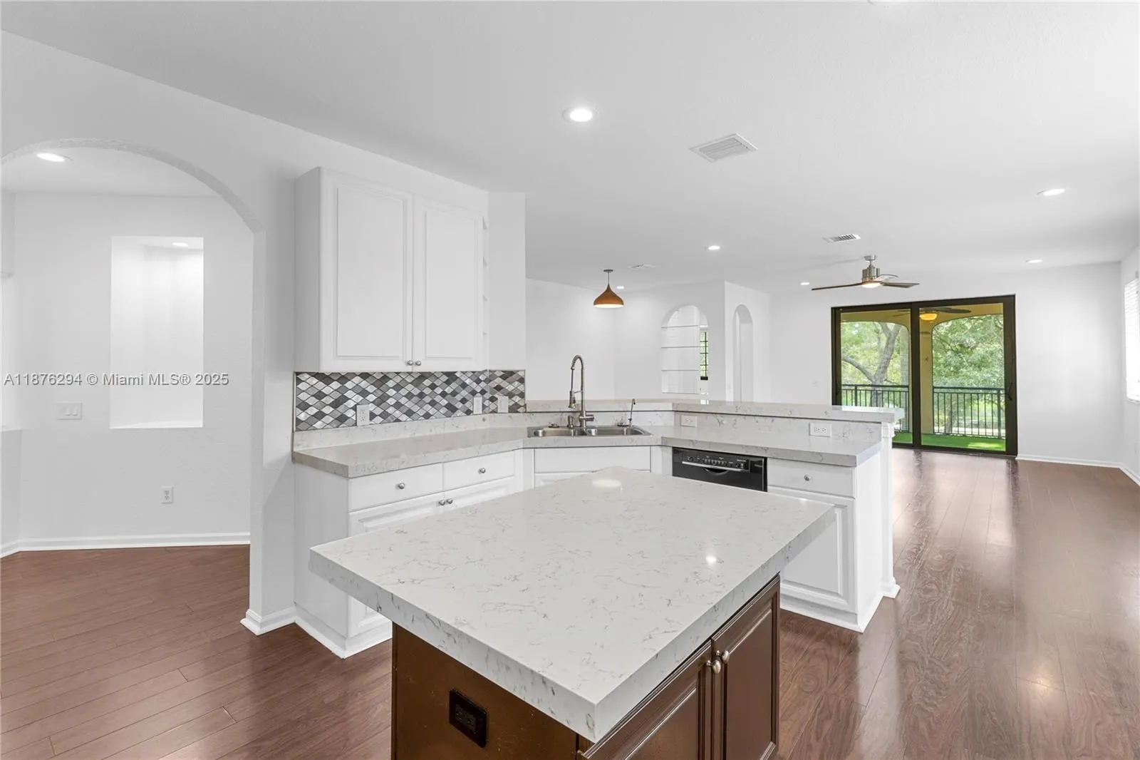 1559 Passion Vine Cir, #7-2