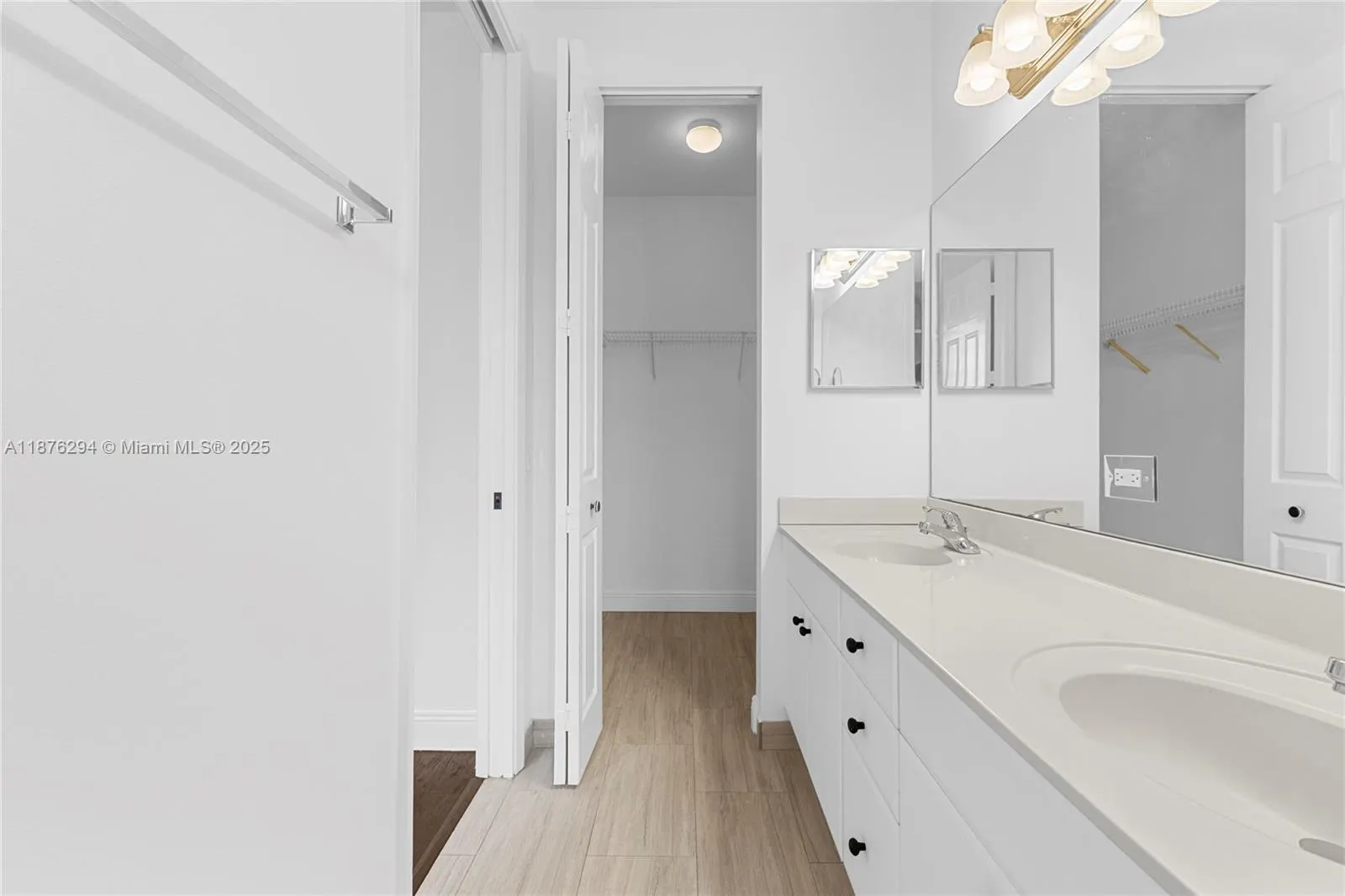 1559 Passion Vine Cir, #7-2