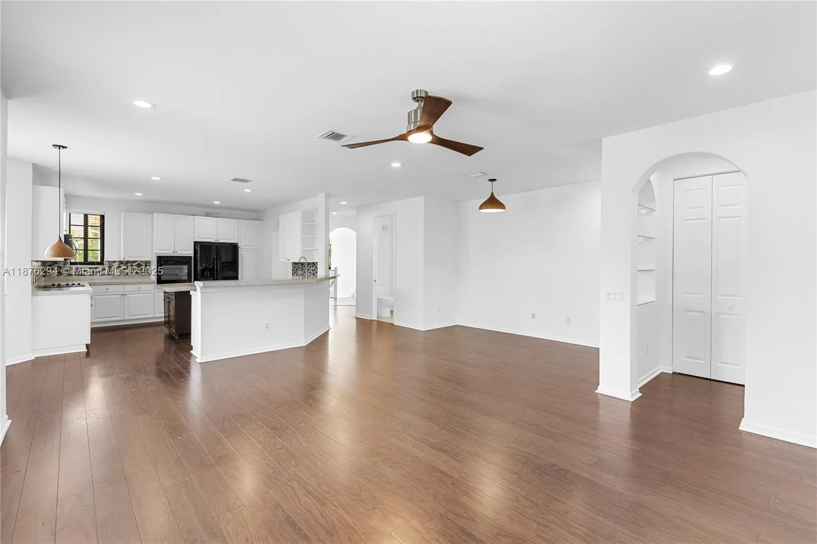 1559 Passion Vine Cir, #7-2