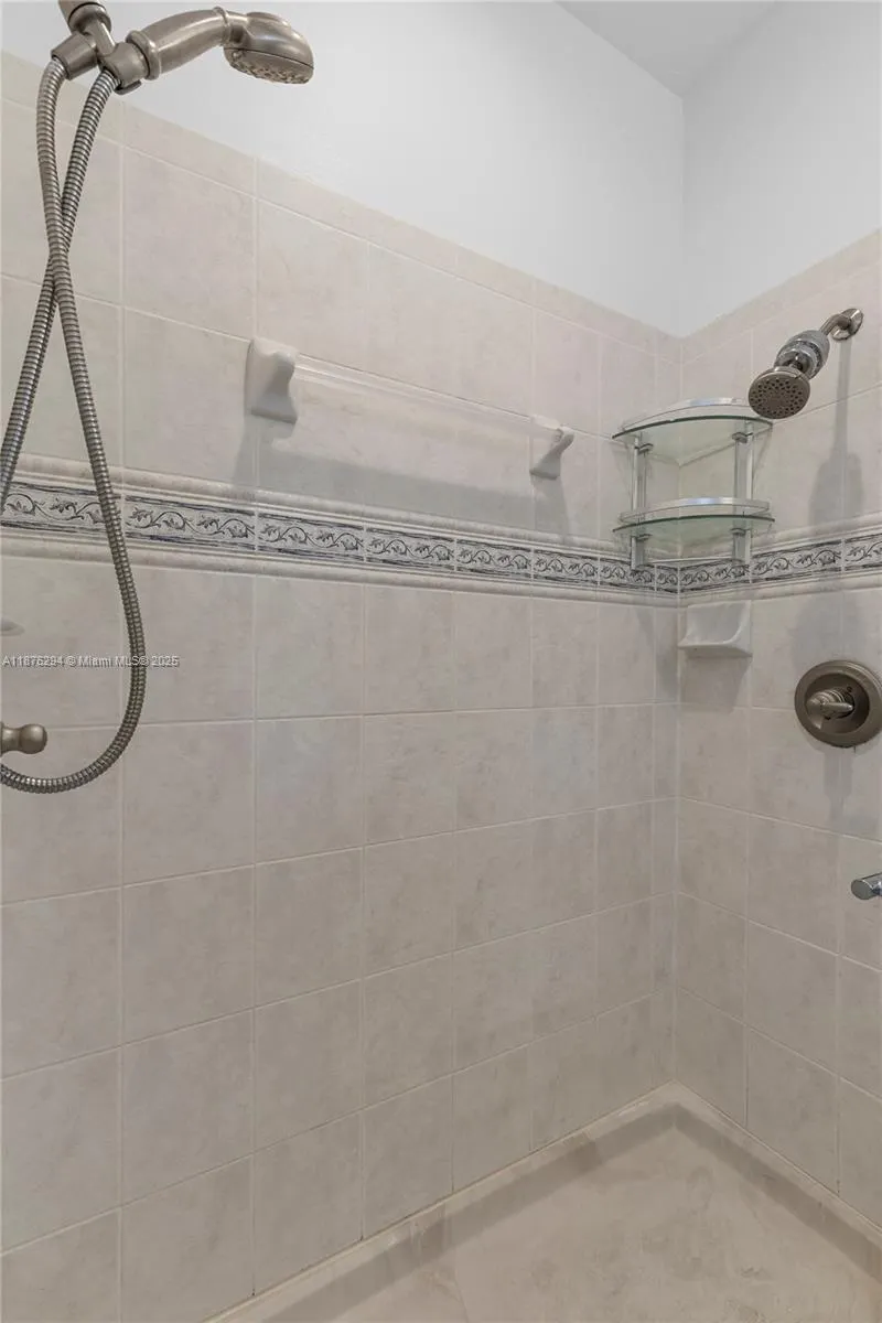 1559 Passion Vine Cir, #7-2