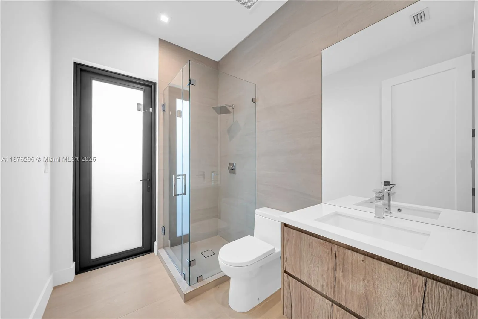 3327 SW 24th St, #3327
