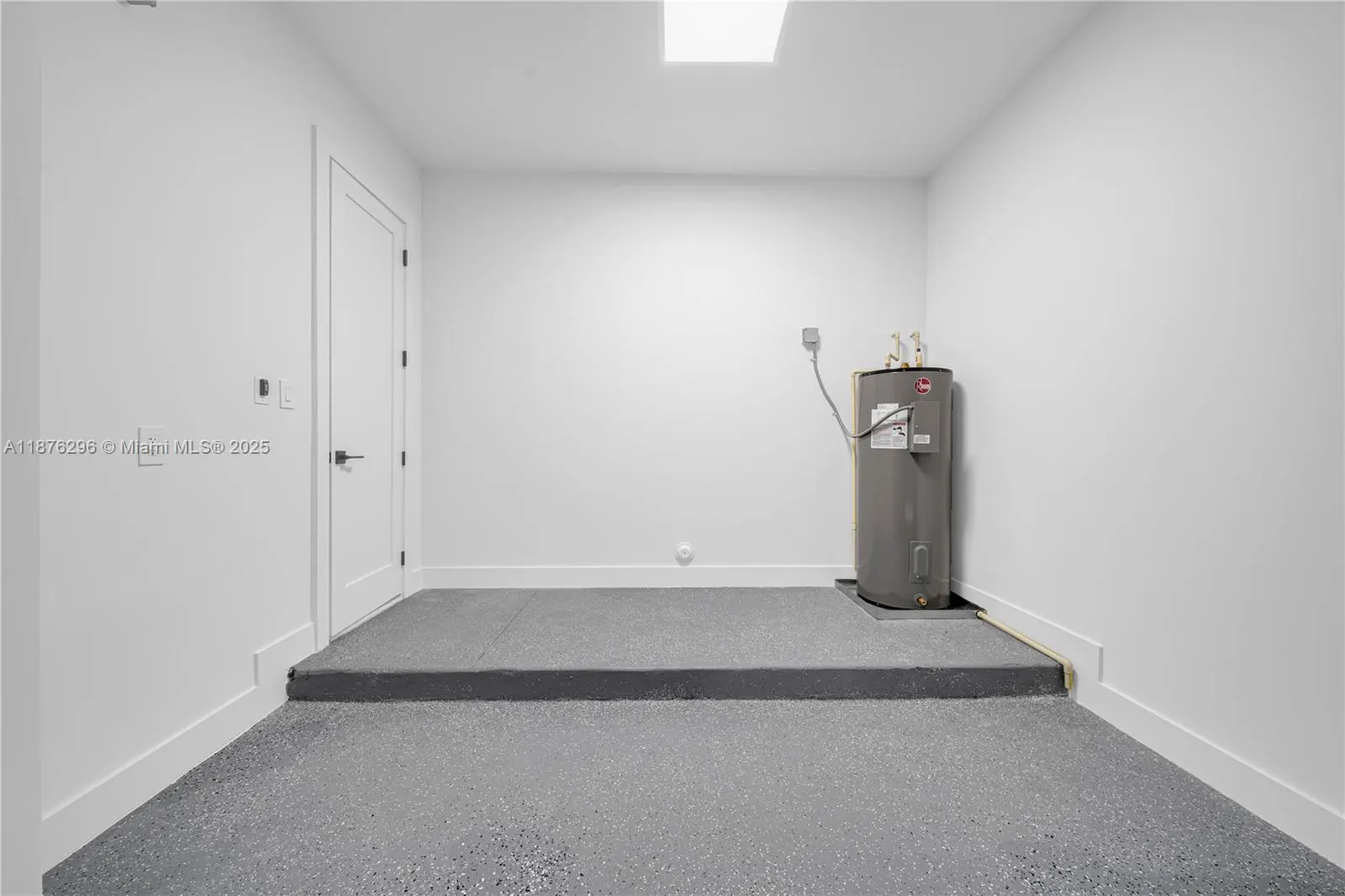 3327 SW 24th St, #3327