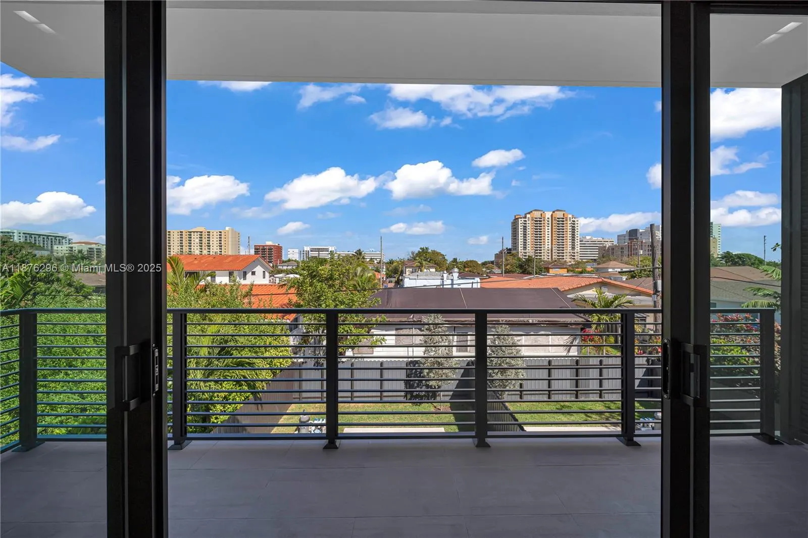 3327 SW 24th St, #3327