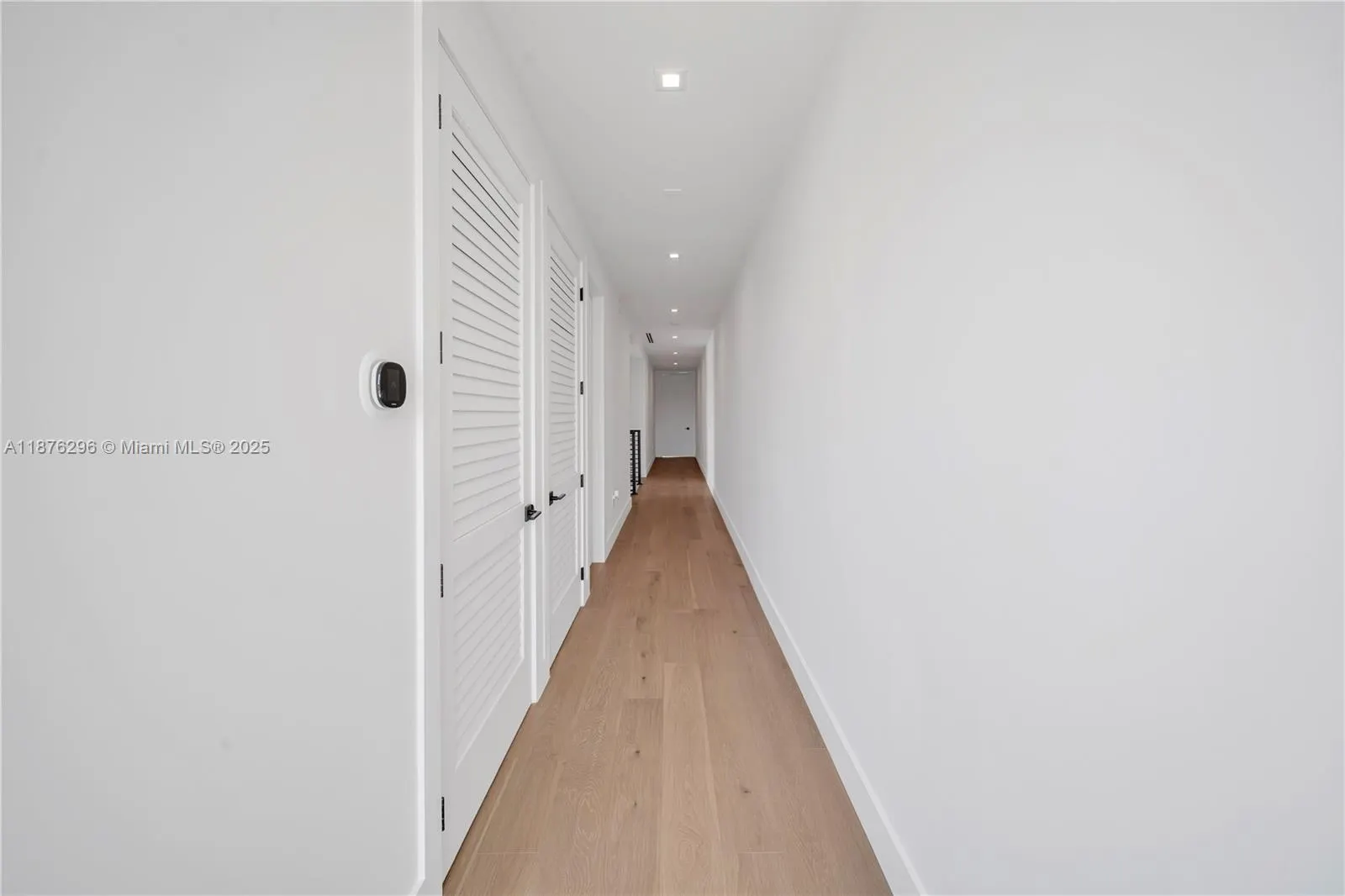 3327 SW 24th St, #3327