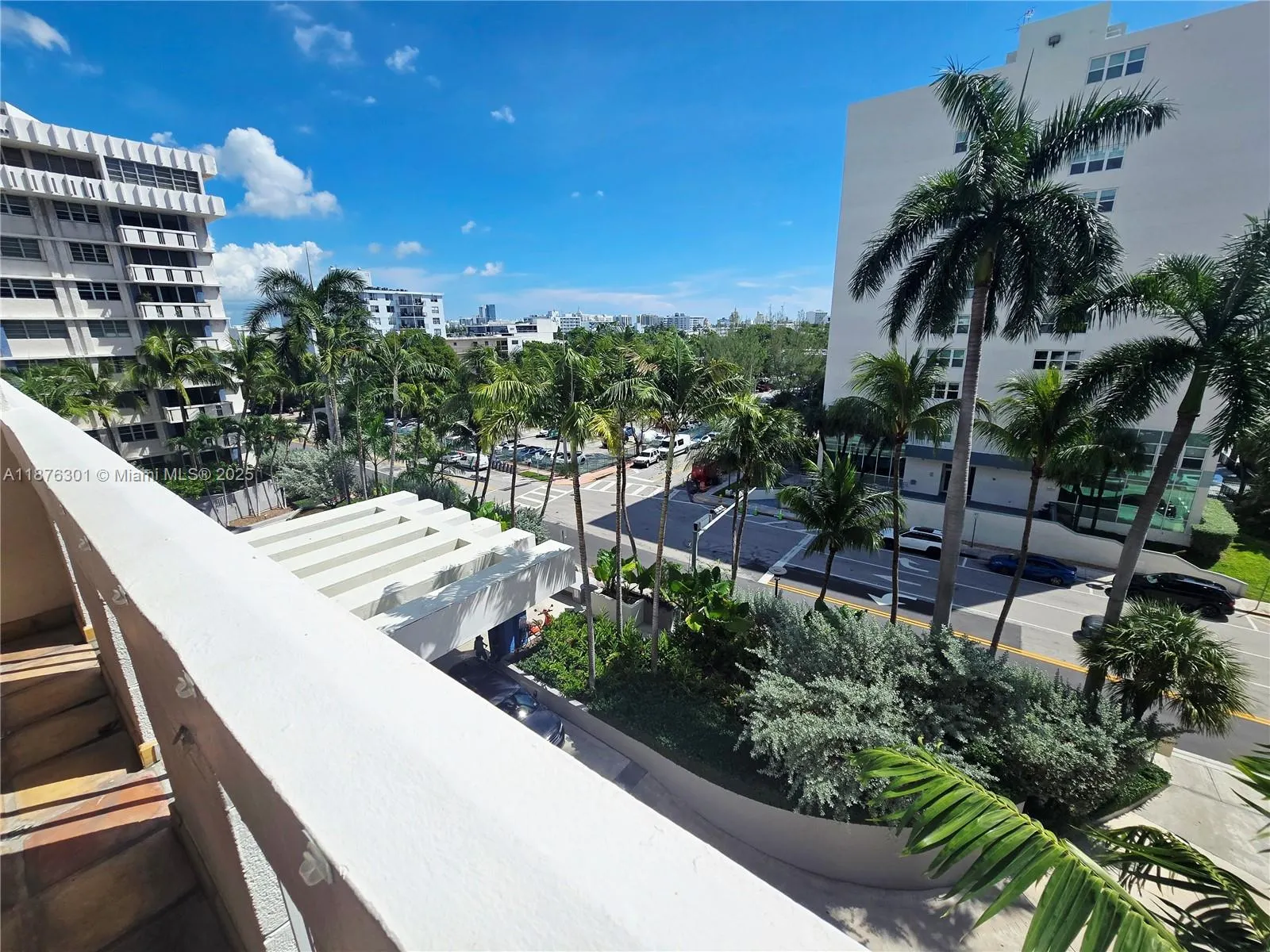 800 West Ave, #618