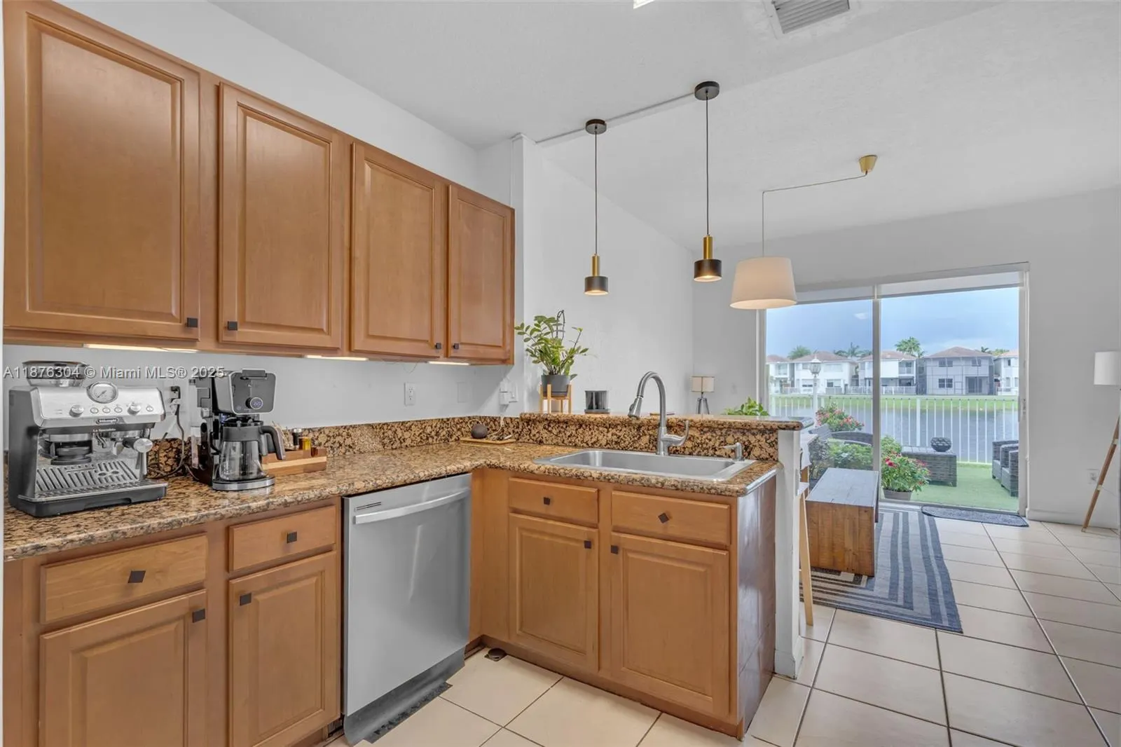 11451 NW 68th Ter, #11451