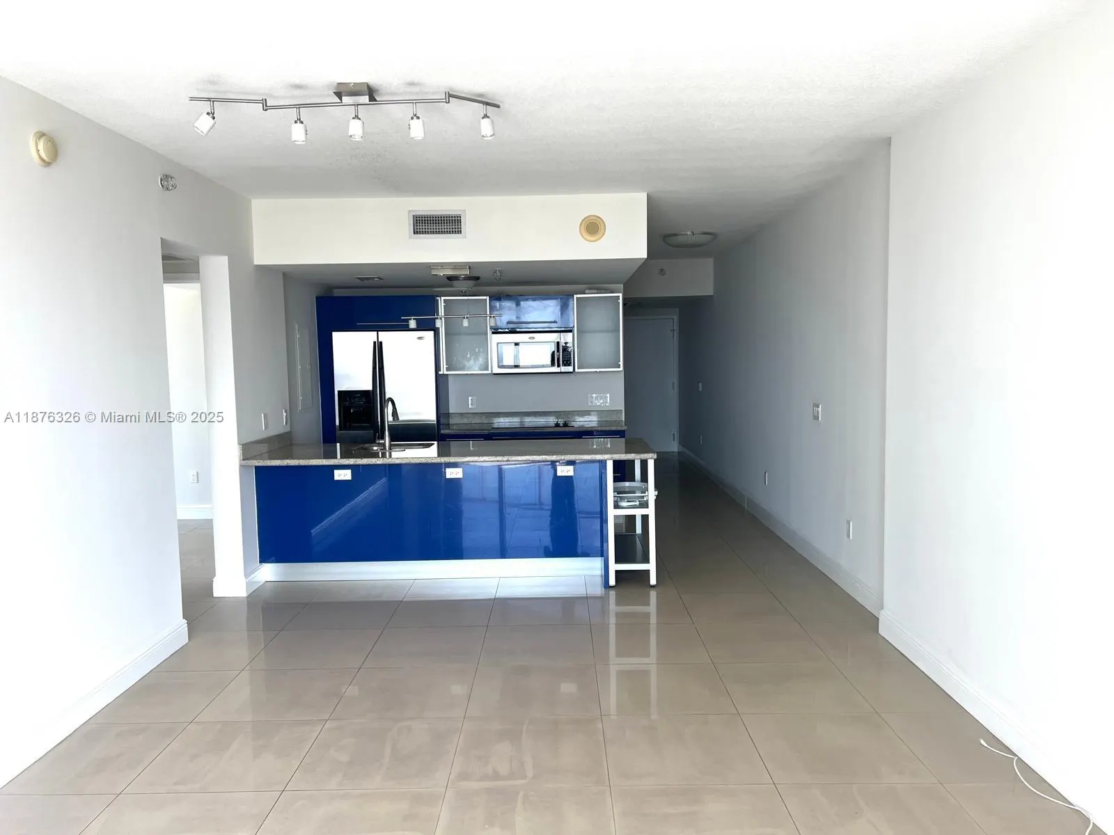 185 SW 7th St, #3502