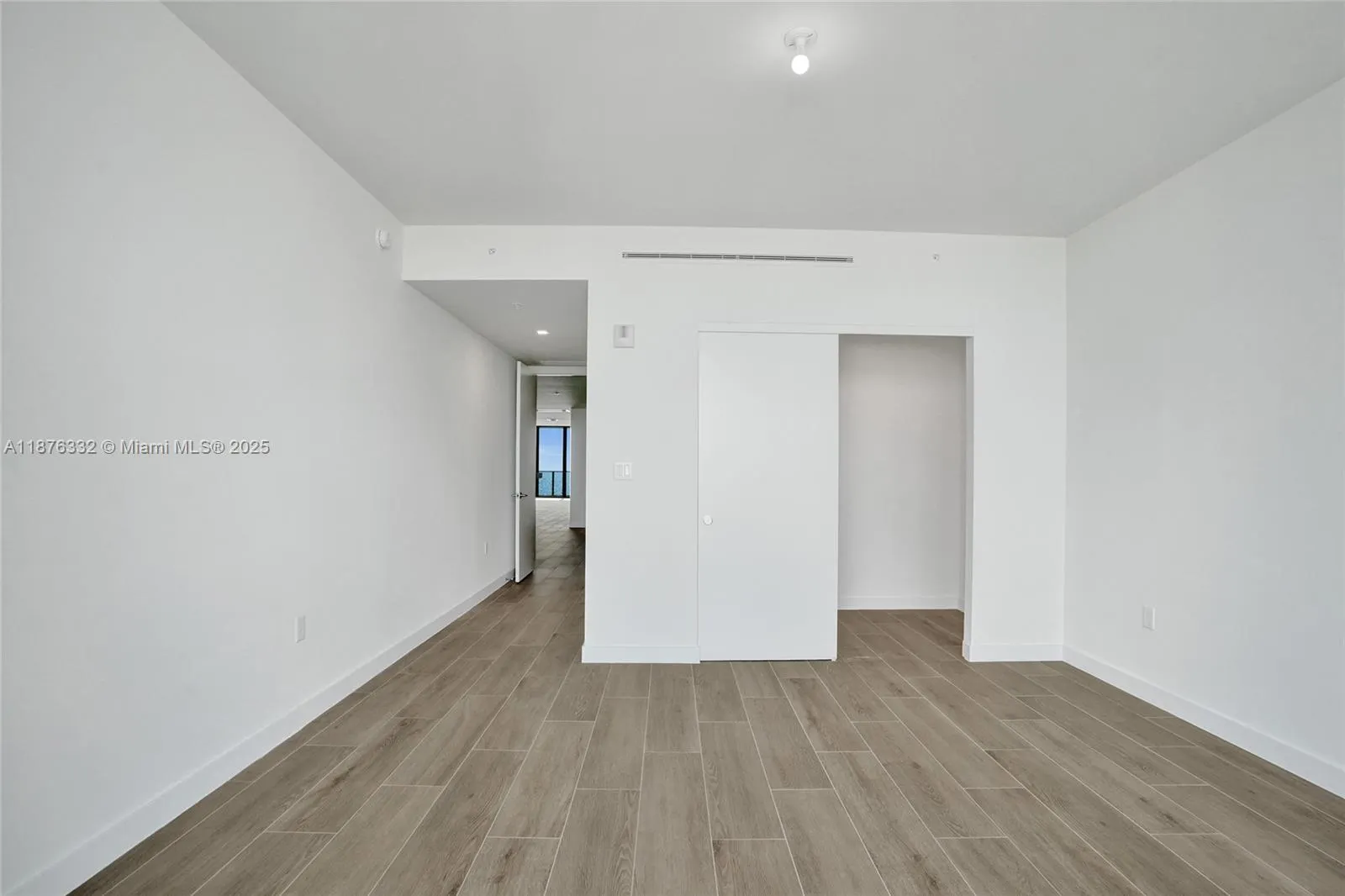 900 N Ocean Blvd, #1904