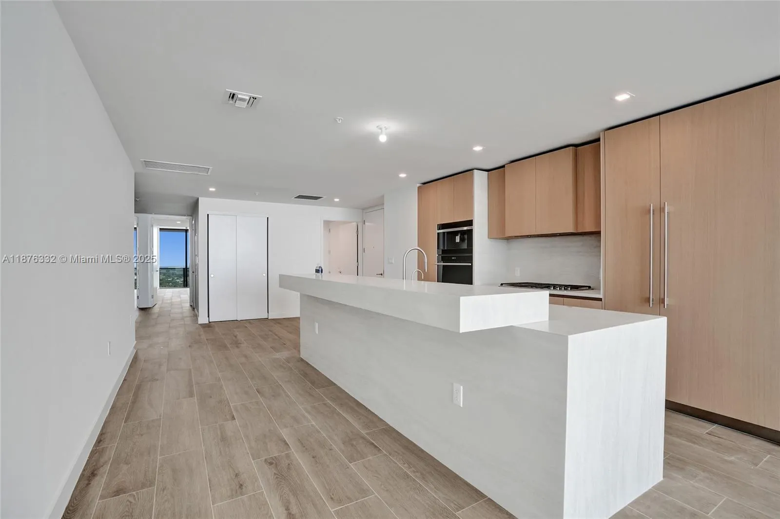 900 N Ocean Blvd, #1904