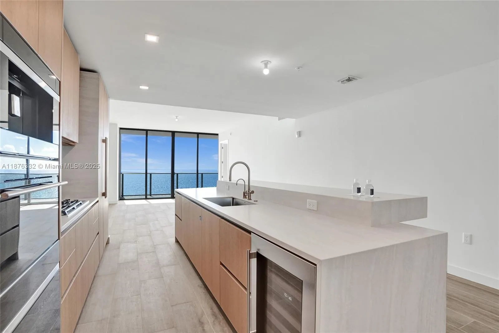900 N Ocean Blvd, #1904