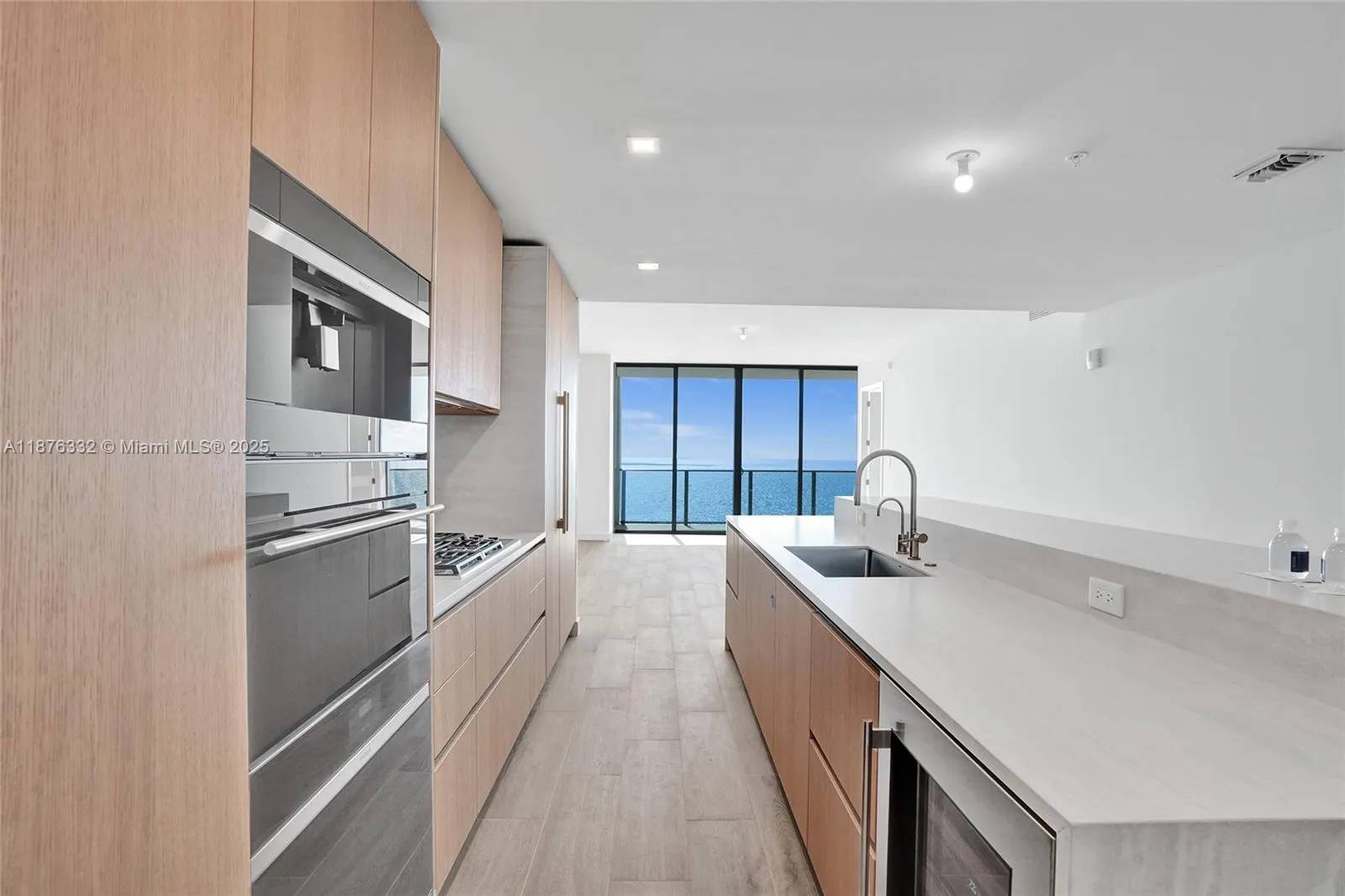 900 N Ocean Blvd, #1904