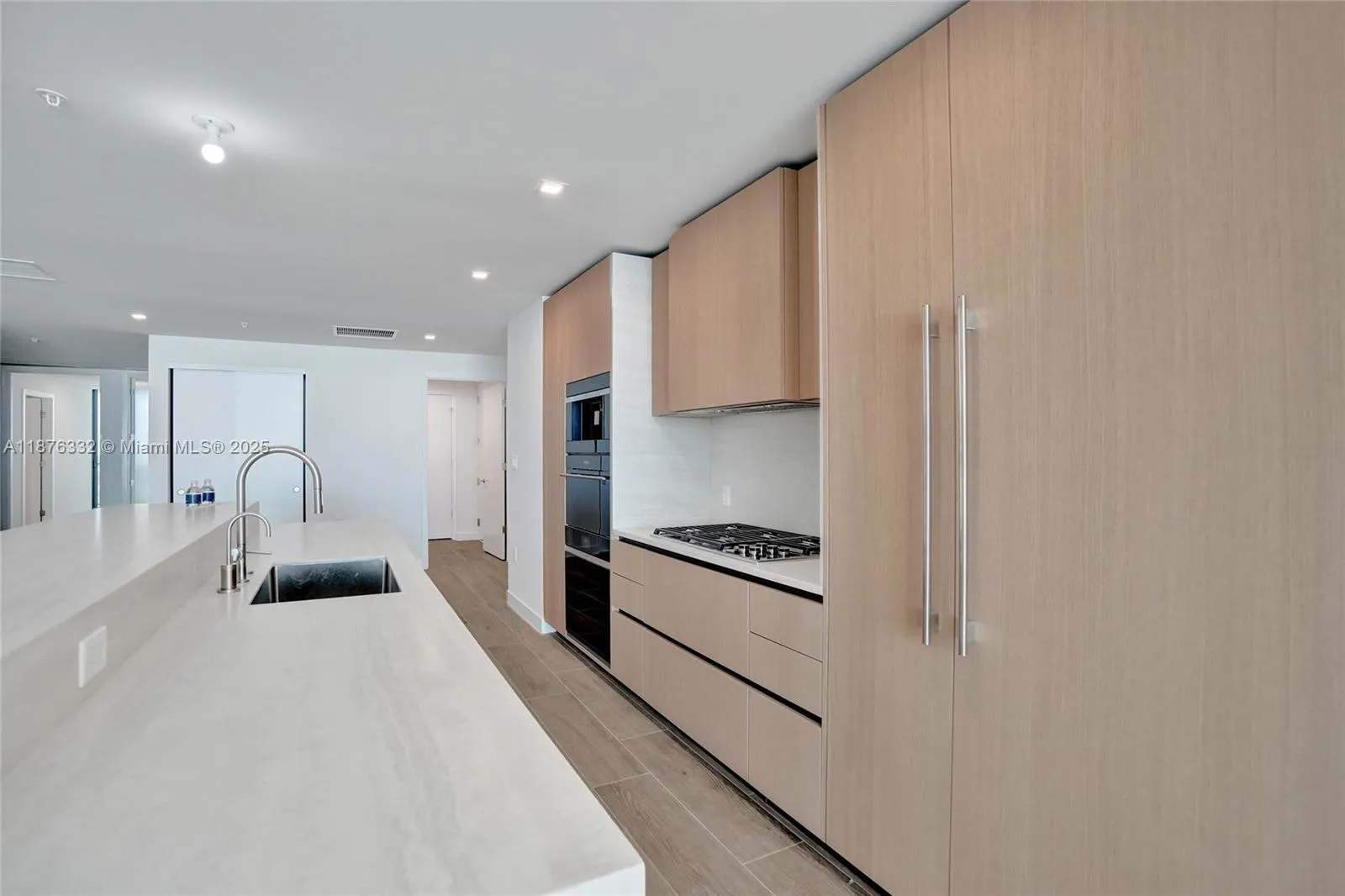 900 N Ocean Blvd, #1904