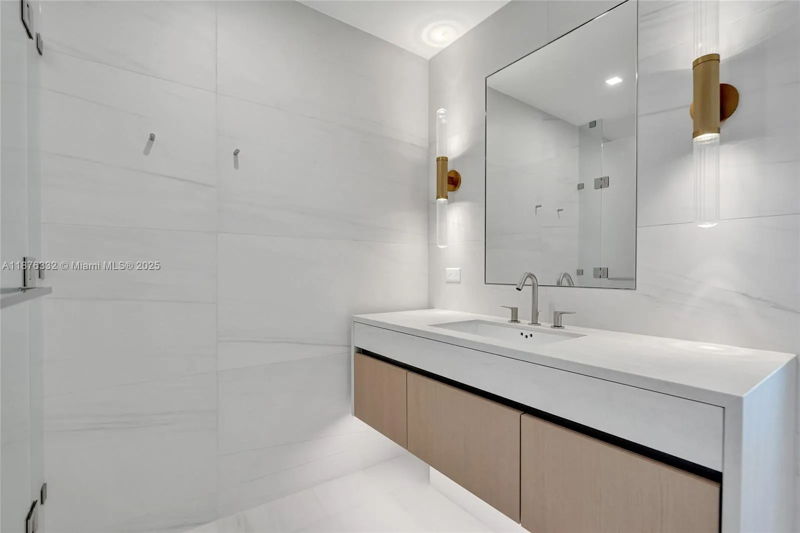 900 N Ocean Blvd, #1904