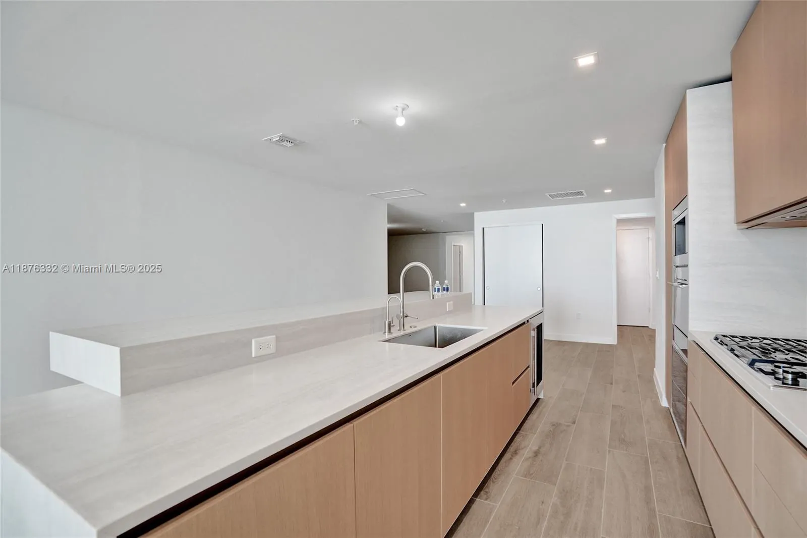 900 N Ocean Blvd, #1904