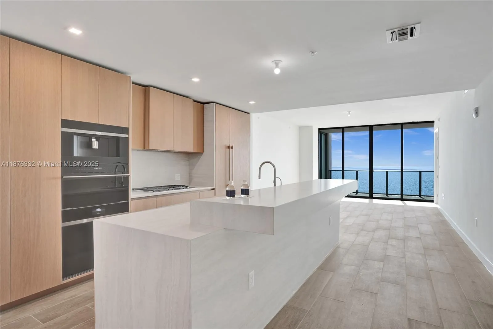 900 N Ocean Blvd, #1904