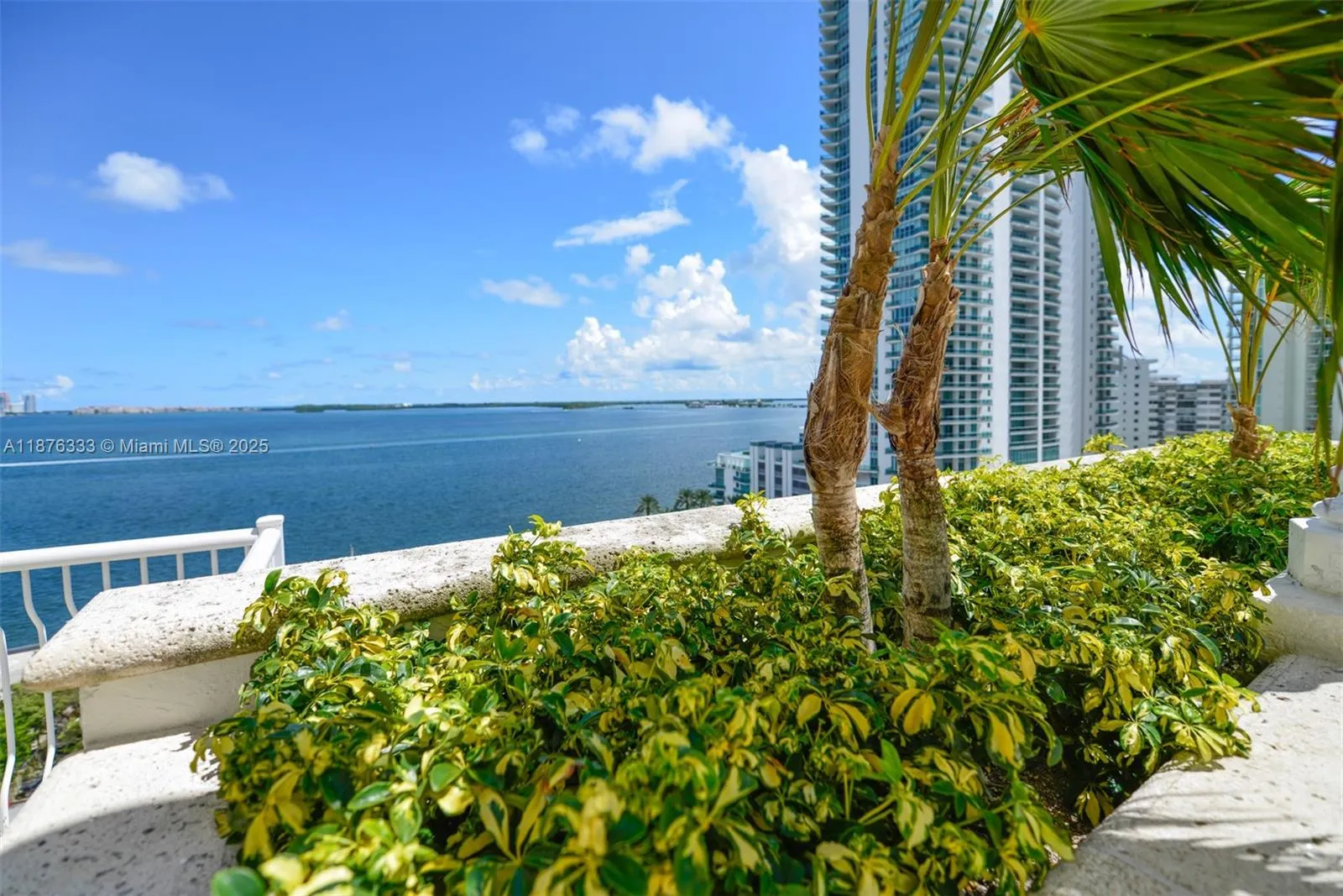 1200 Brickell Bay Dr, #1720