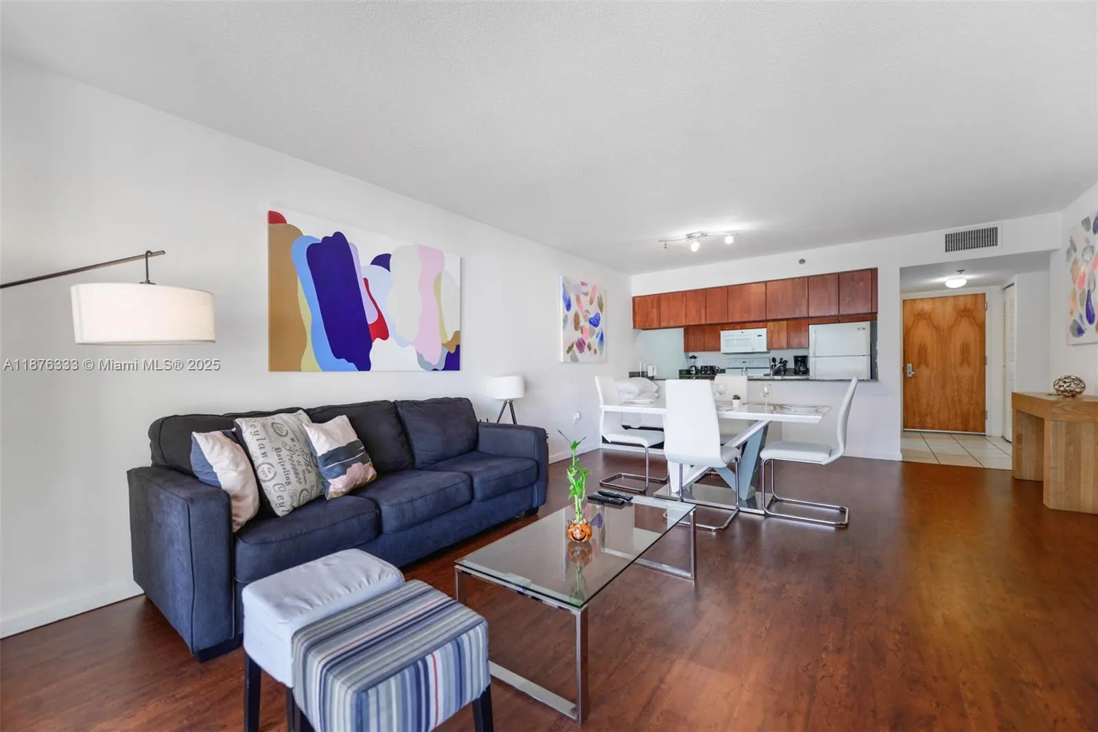 1200 Brickell Bay Dr, #1720