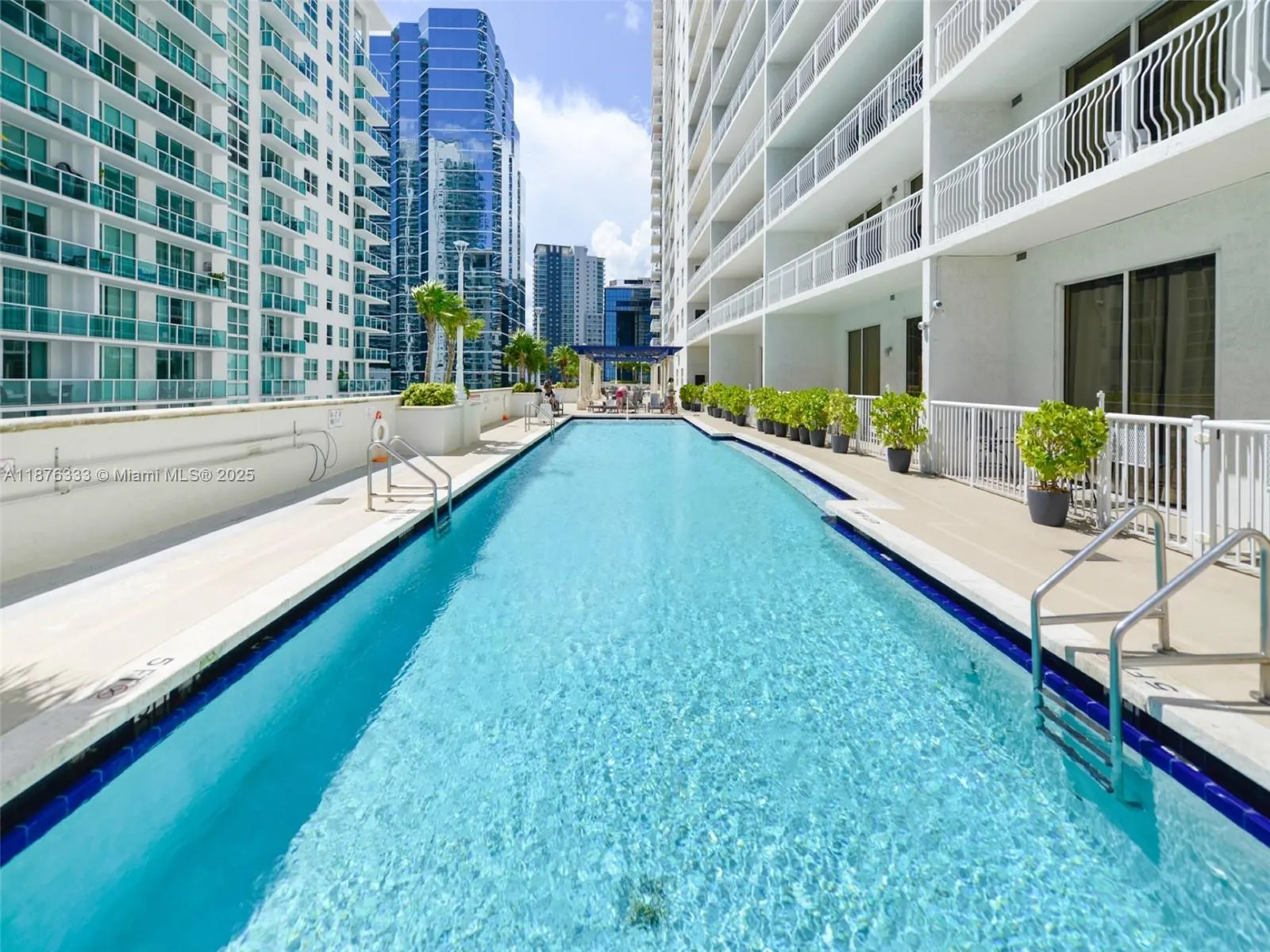 1200 Brickell Bay Dr, #1720