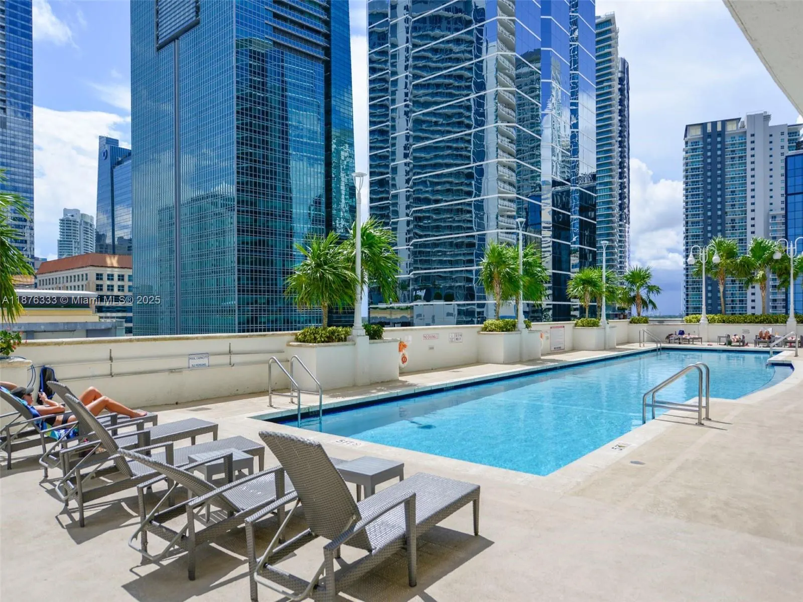 1200 Brickell Bay Dr, #1720
