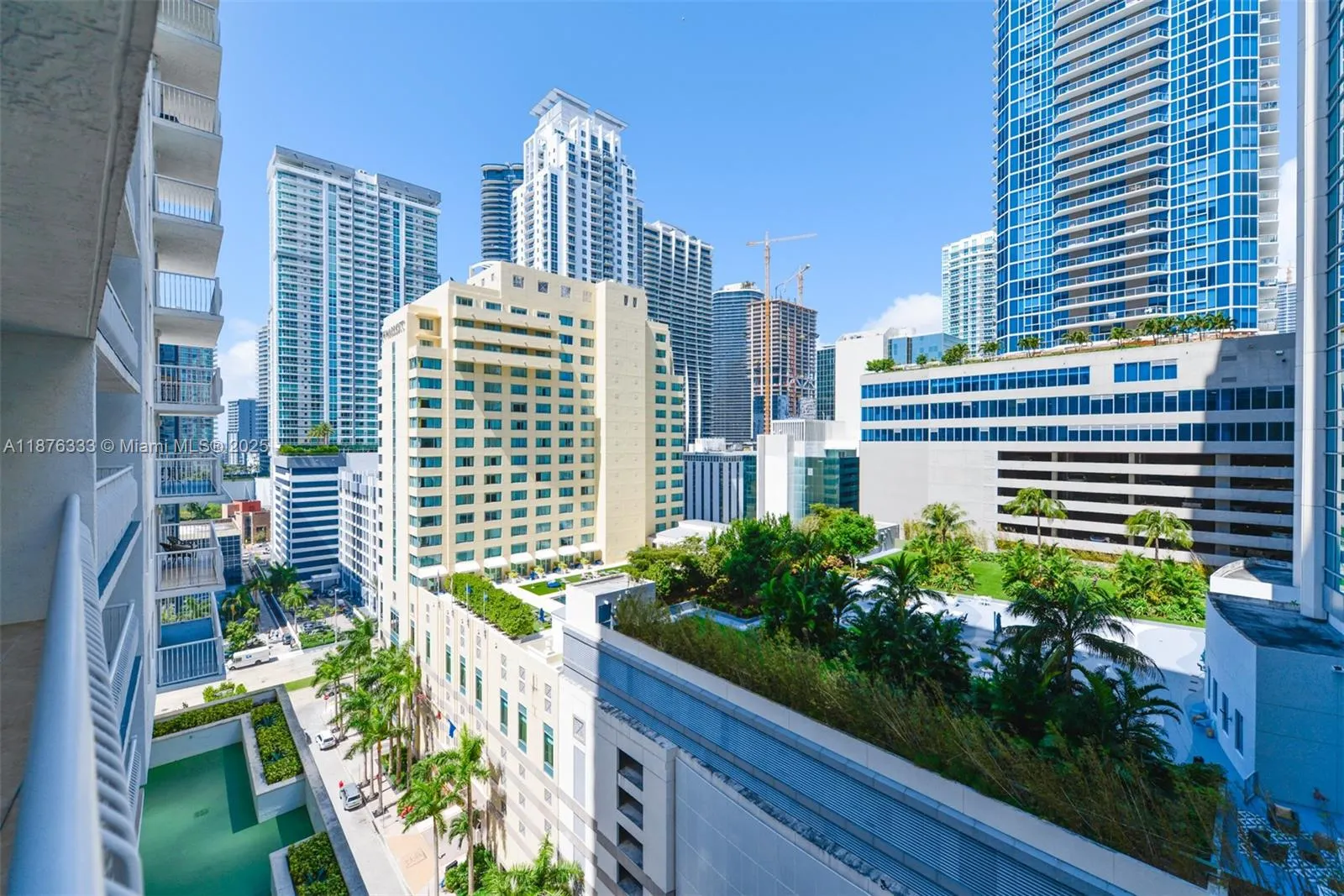 1200 Brickell Bay Dr, #1720