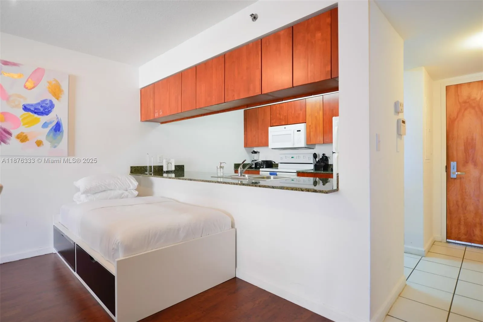 1200 Brickell Bay Dr, #1720