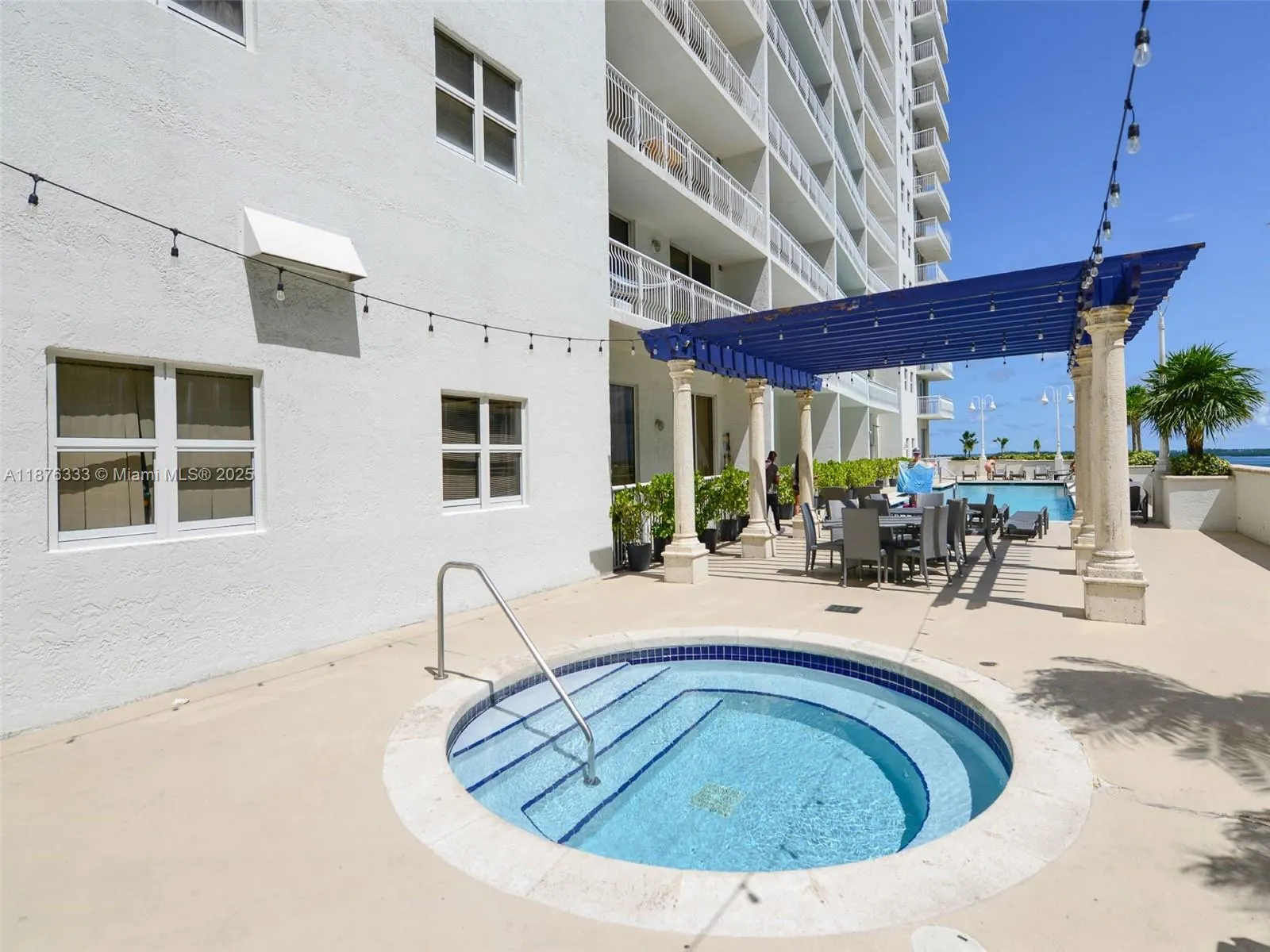 1200 Brickell Bay Dr, #1720