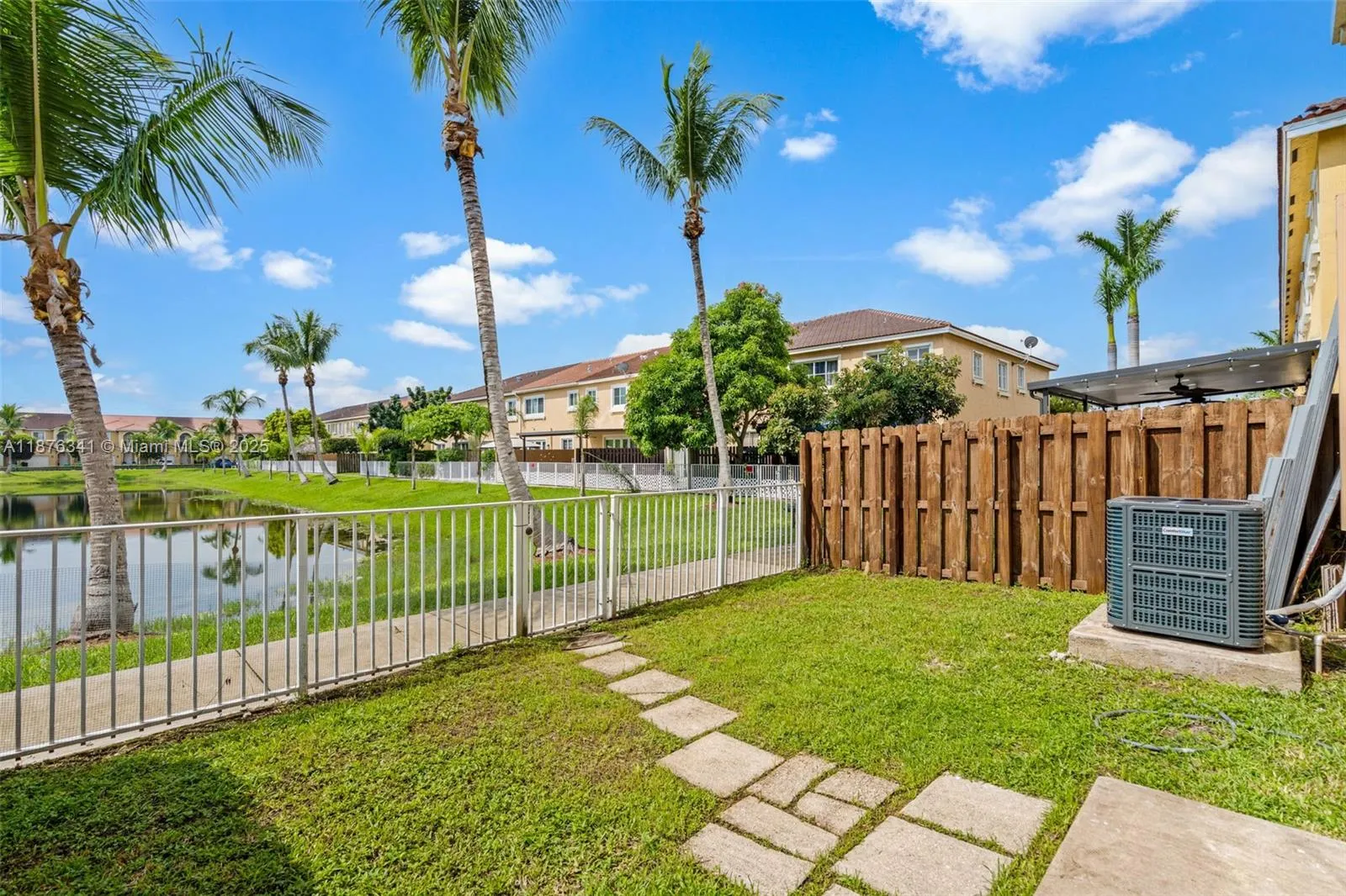 16620 SW 70th St