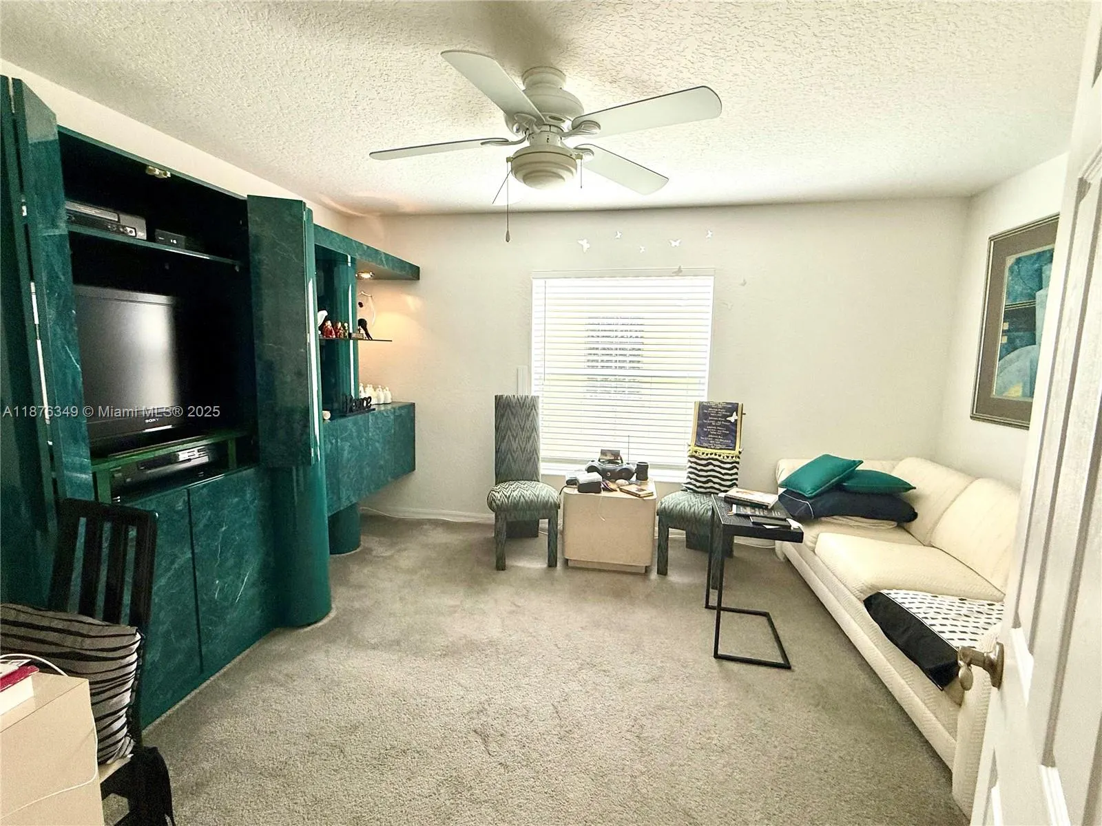12172 La Vita Way