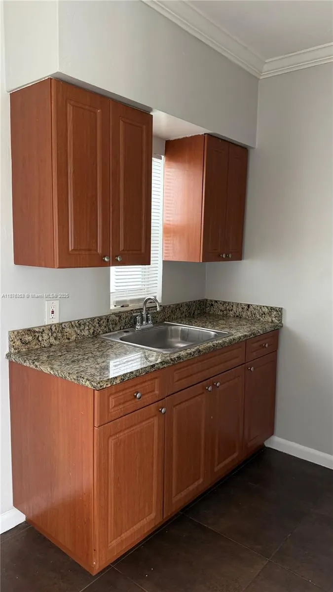 521 NE 82nd Ter, #8