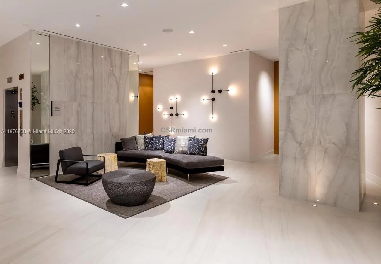 17550 Collins Ave, #1003