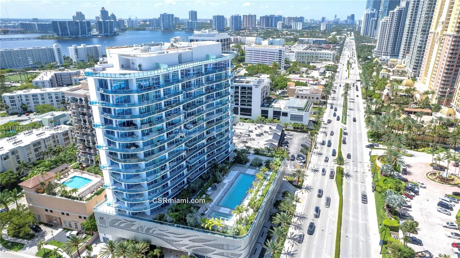 17550 Collins Ave, #1003
