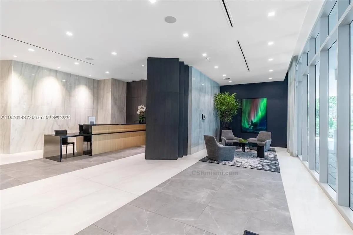 17550 Collins Ave, #1003