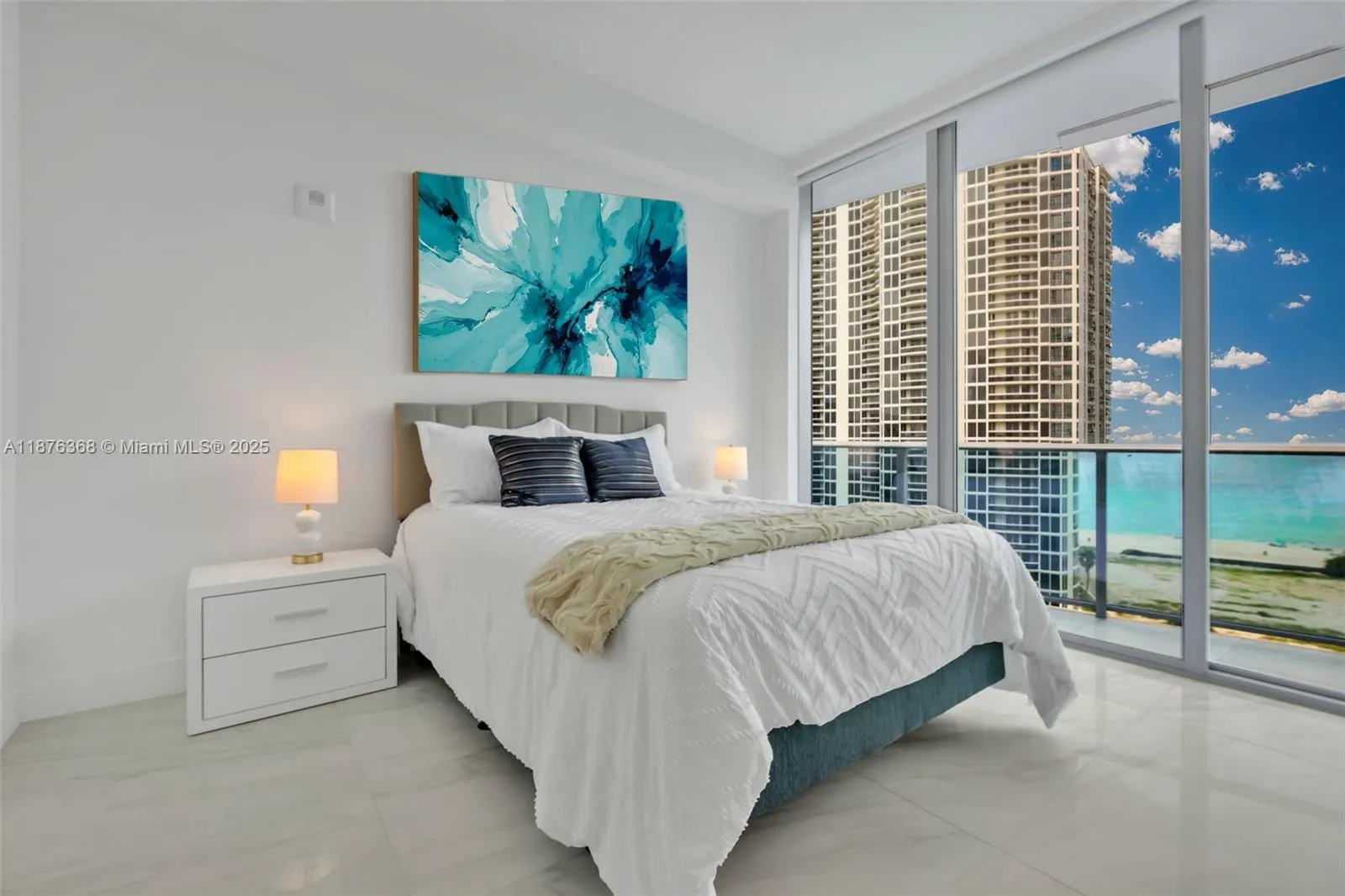 17550 Collins Ave, #1003