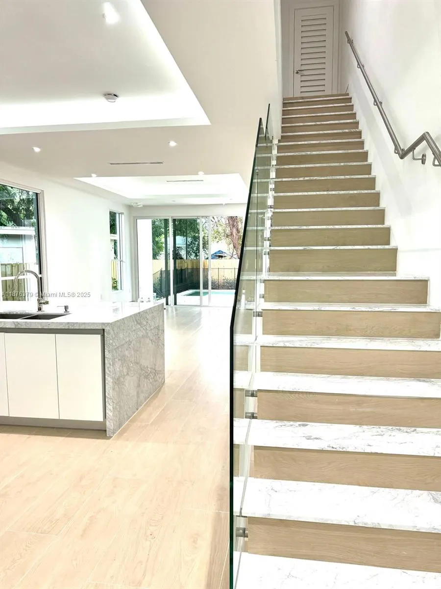 5728 NW 5th Court, #TH-2