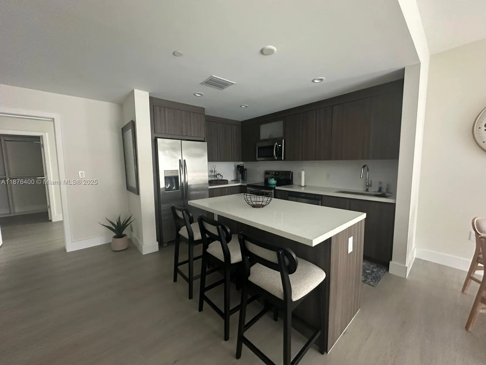 1938 Jackson St, #502