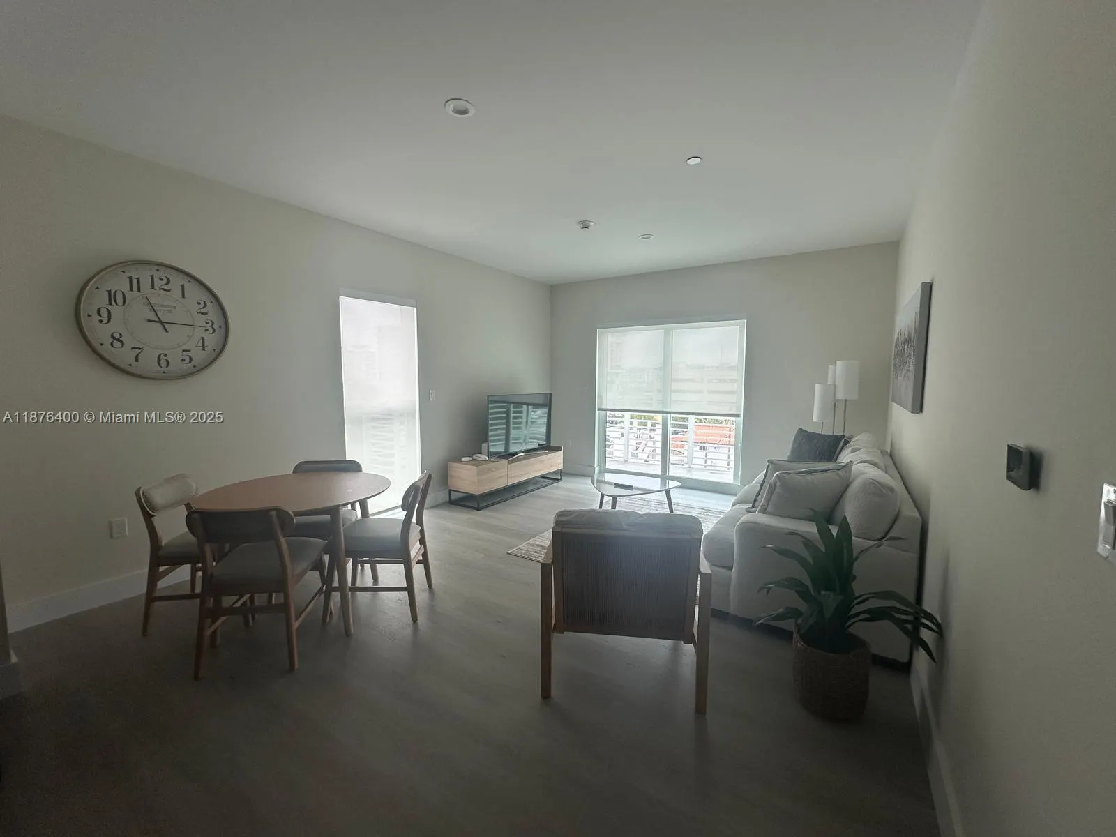 1938 Jackson St, #502
