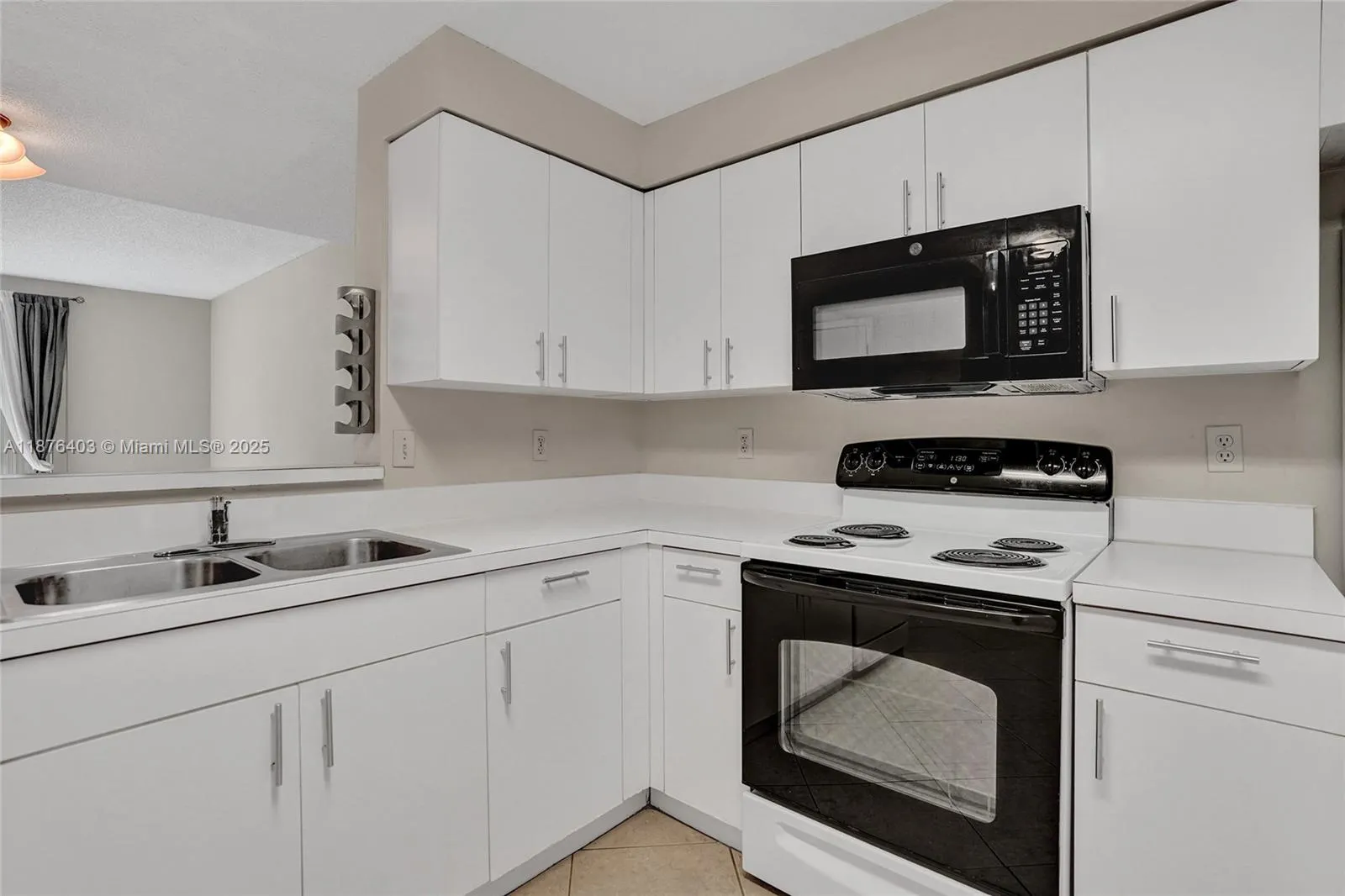 1210 Sorrento Dr, #1210
