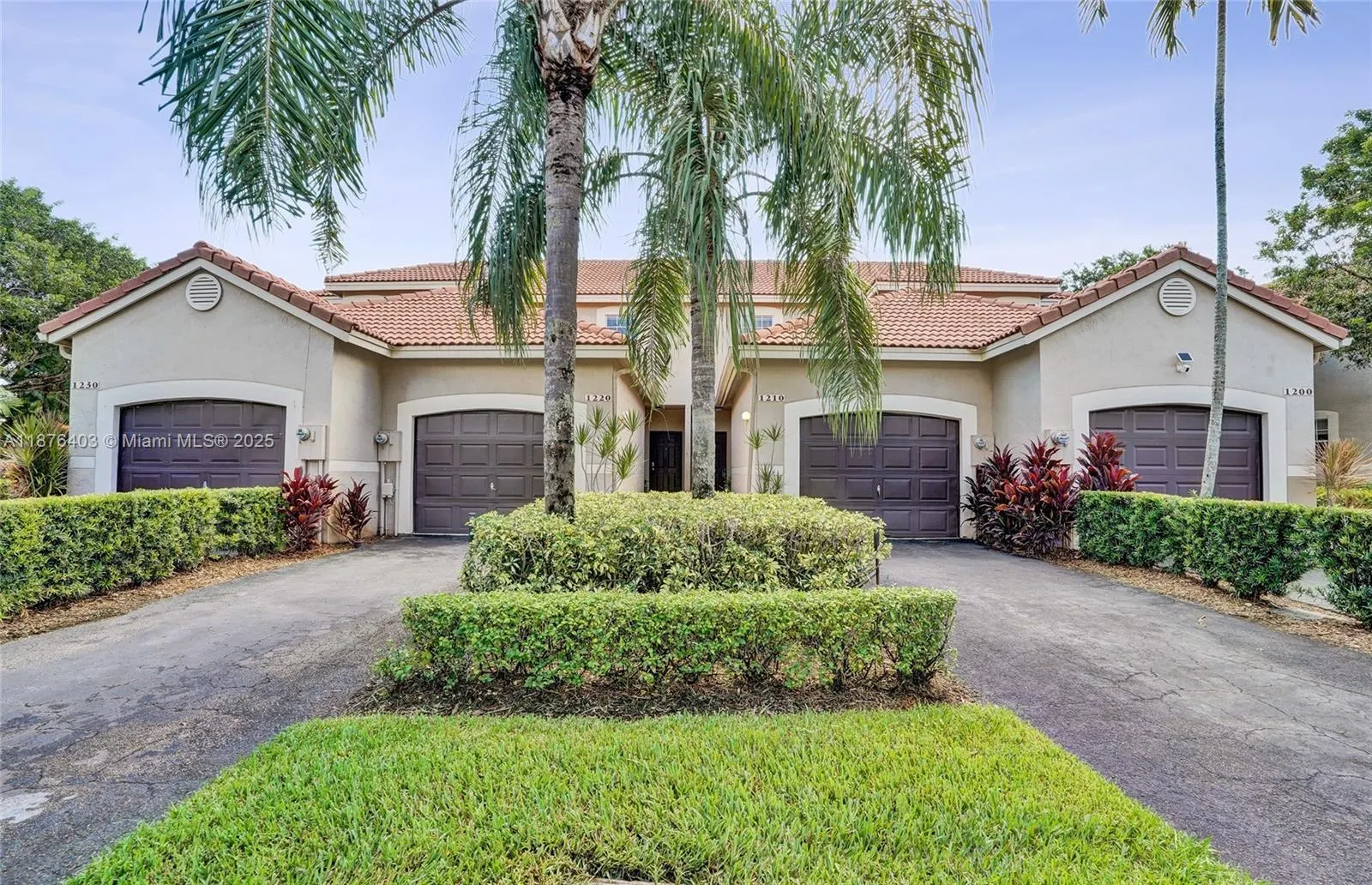 1210 Sorrento Dr, #1210