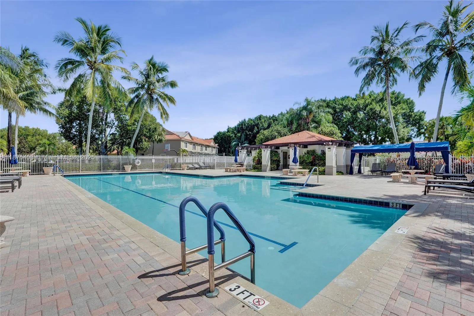 1210 Sorrento Dr, #1210