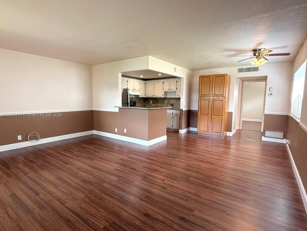407 Brittany I, #407