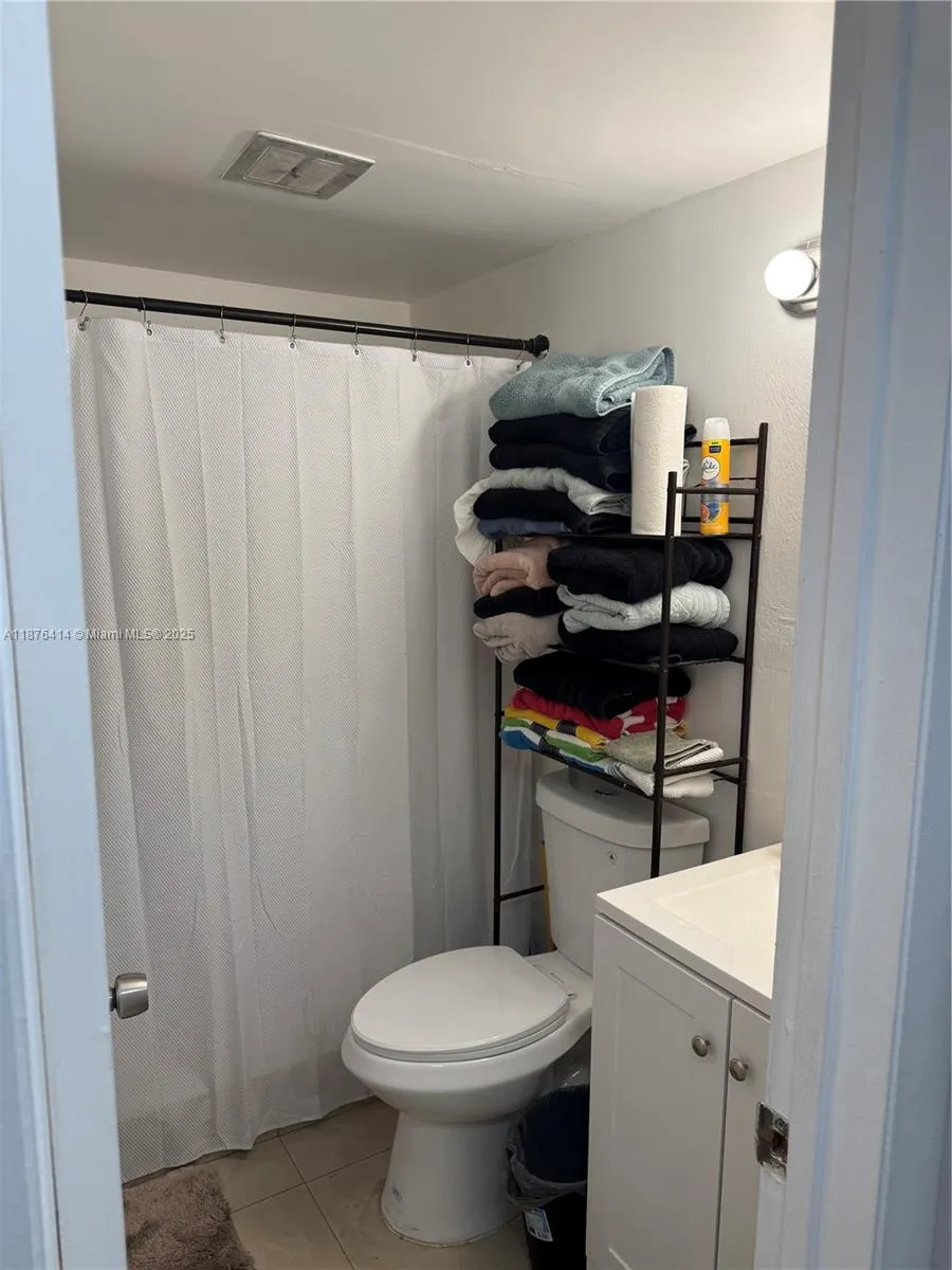 2145 Pierce St, #118