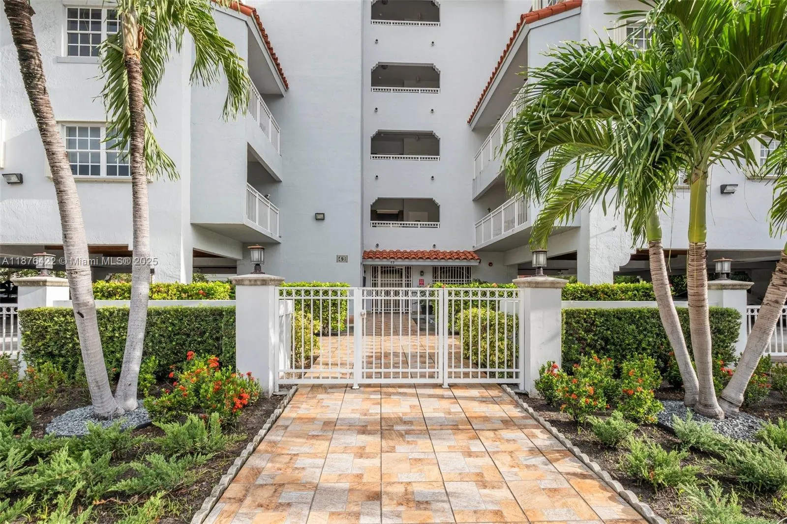 49 Majorca Ave, #203