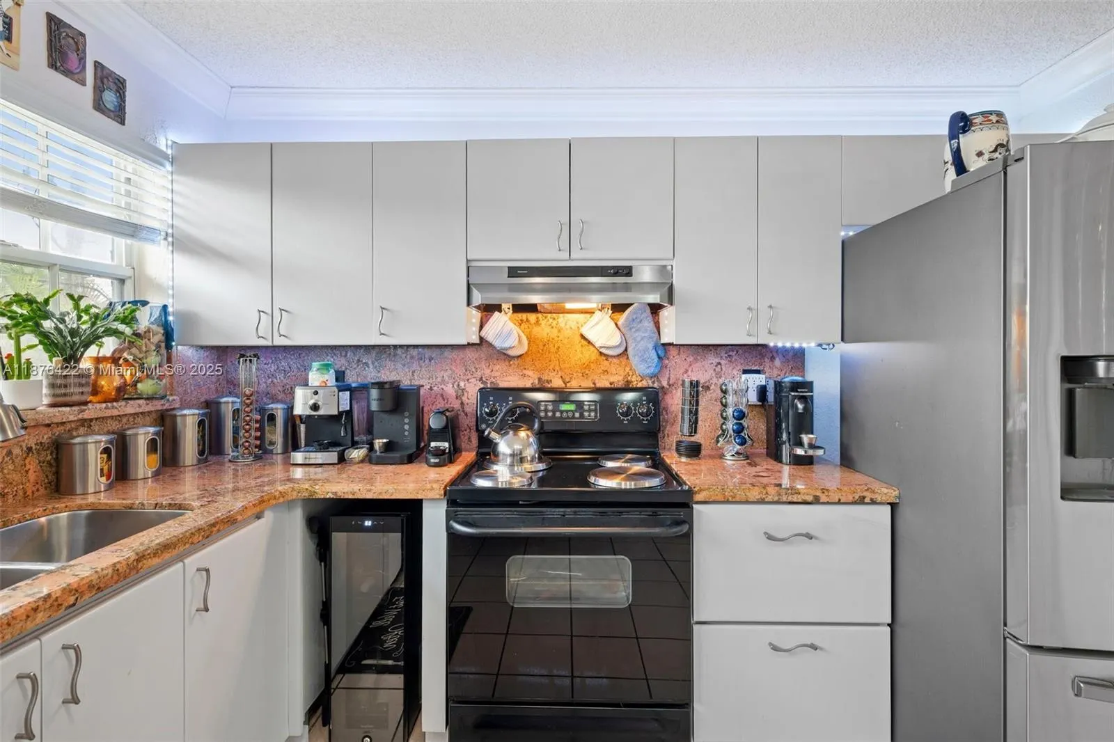 49 Majorca Ave, #203