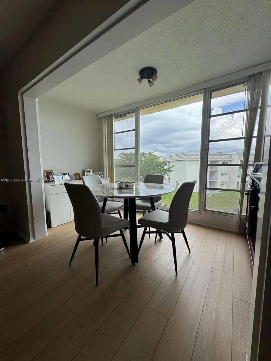 8305 Sunrise Lakes Blvd, #312